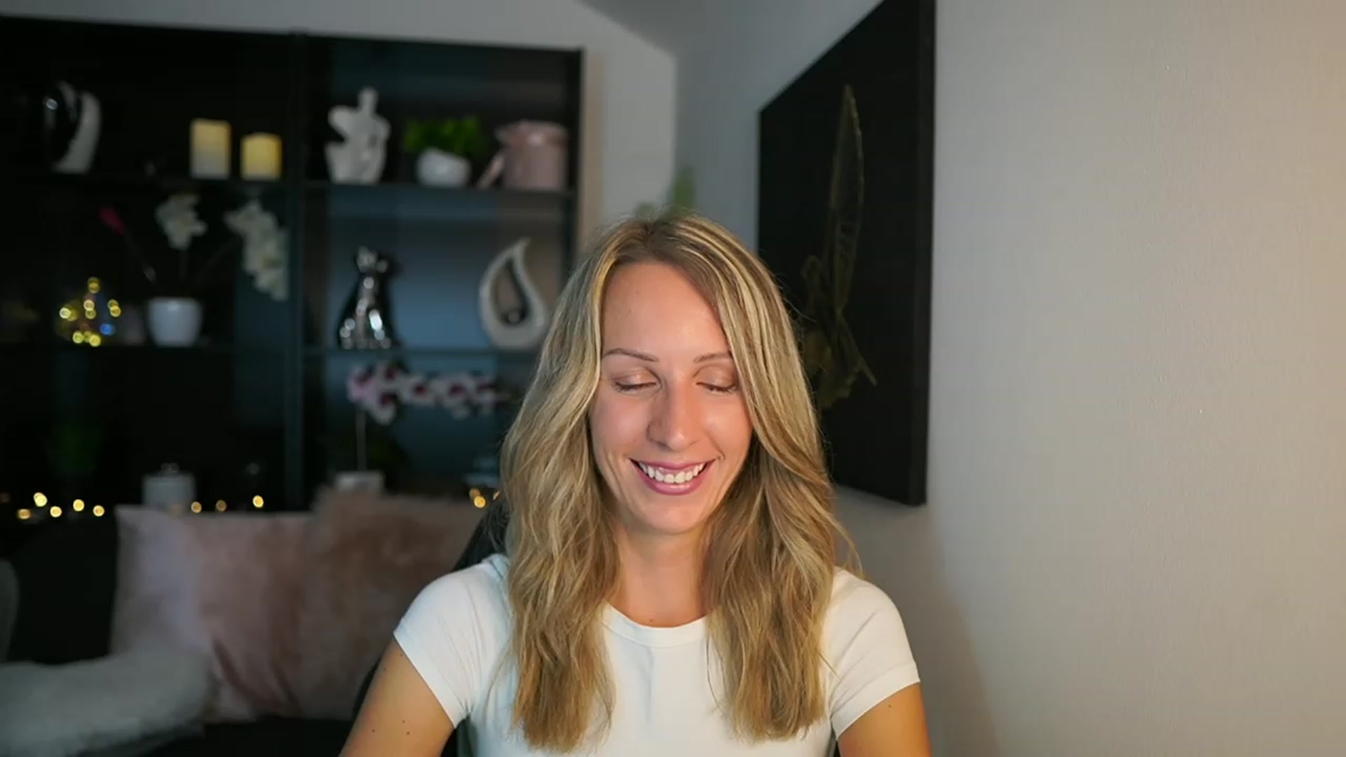 Gallery image thumbnail from Nikki__Sexx__'s myfreecams stream on, 08/24/2023, 17:42 image 8 of 20