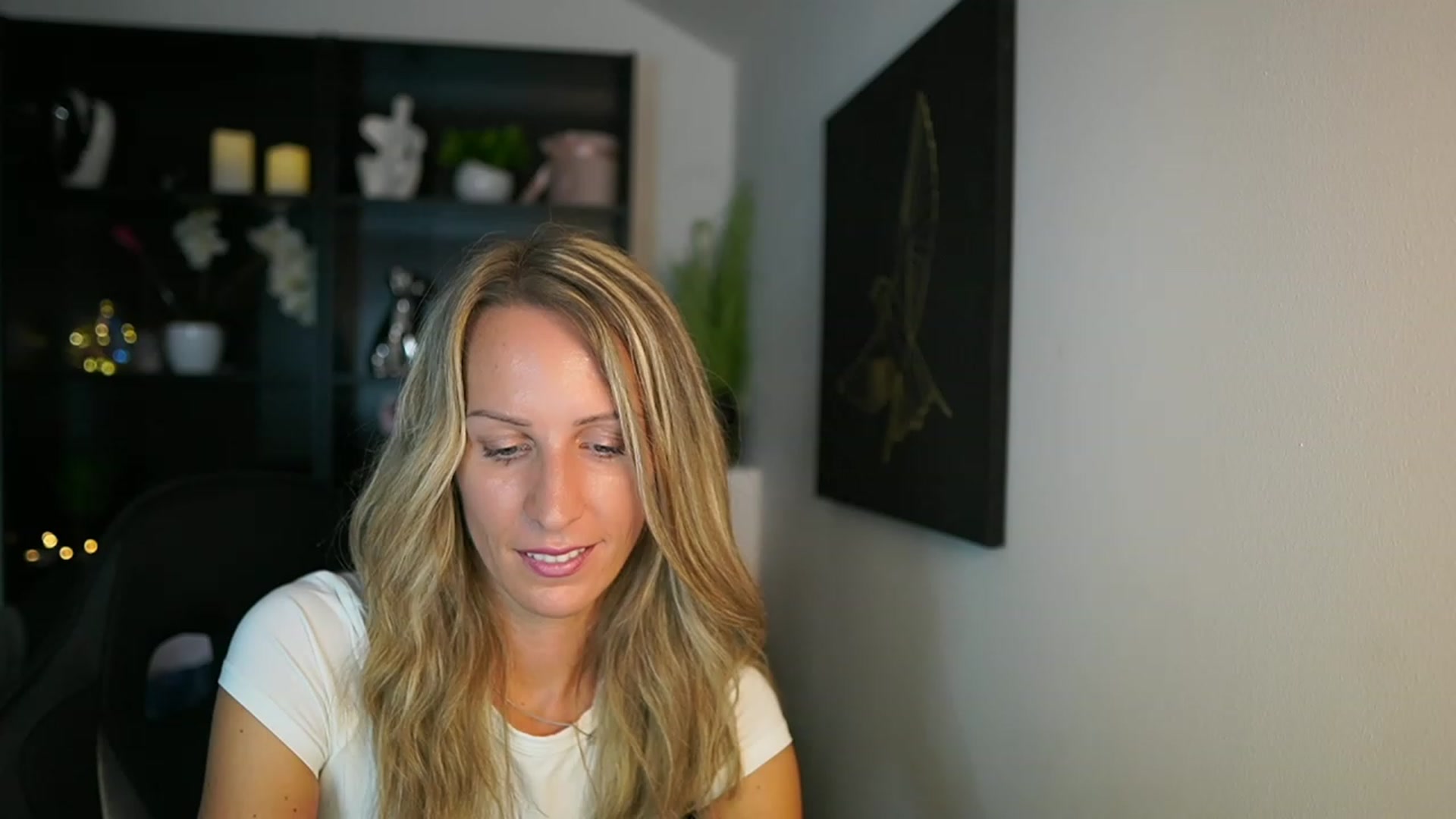 Gallery image thumbnail from Nikki__Sexx__'s myfreecams stream on, 08/24/2023, 21:41 image 17 of 20