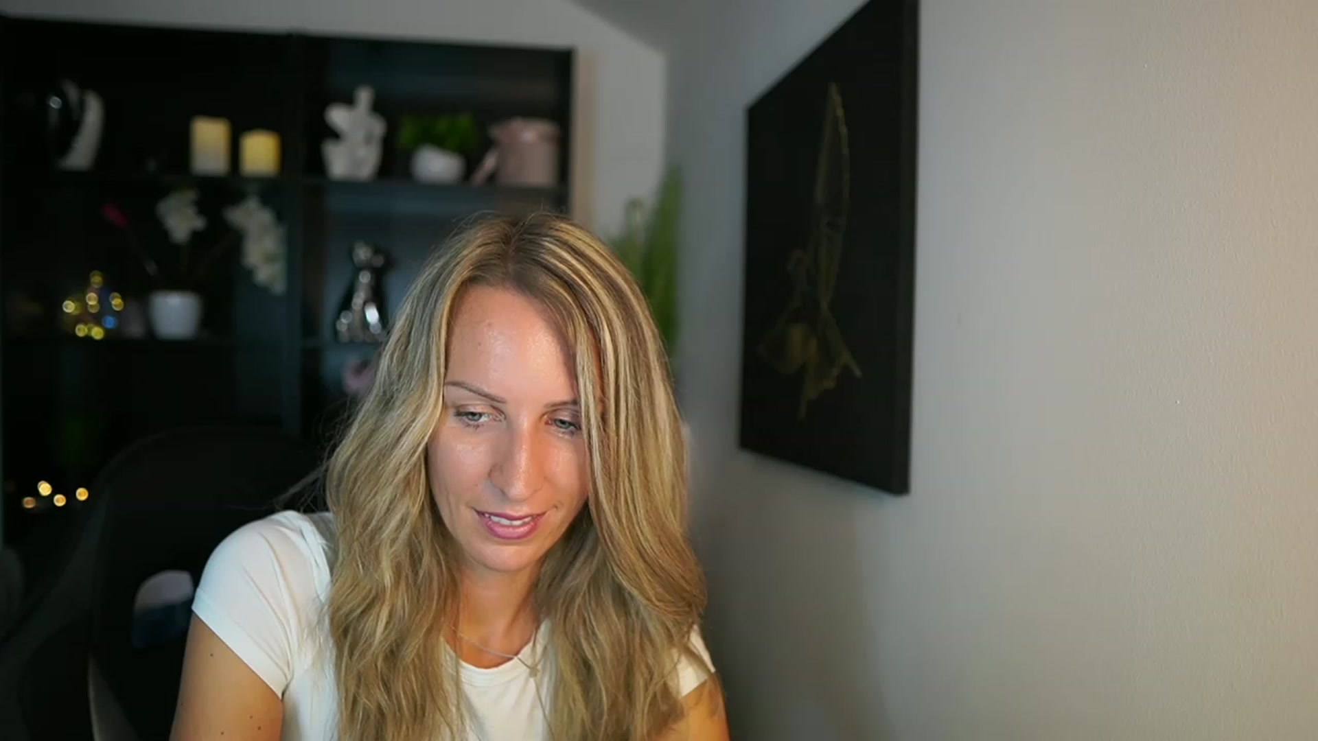 Gallery image thumbnail from Nikki__Sexx__'s myfreecams stream on, 08/24/2023, 21:41 image 15 of 20