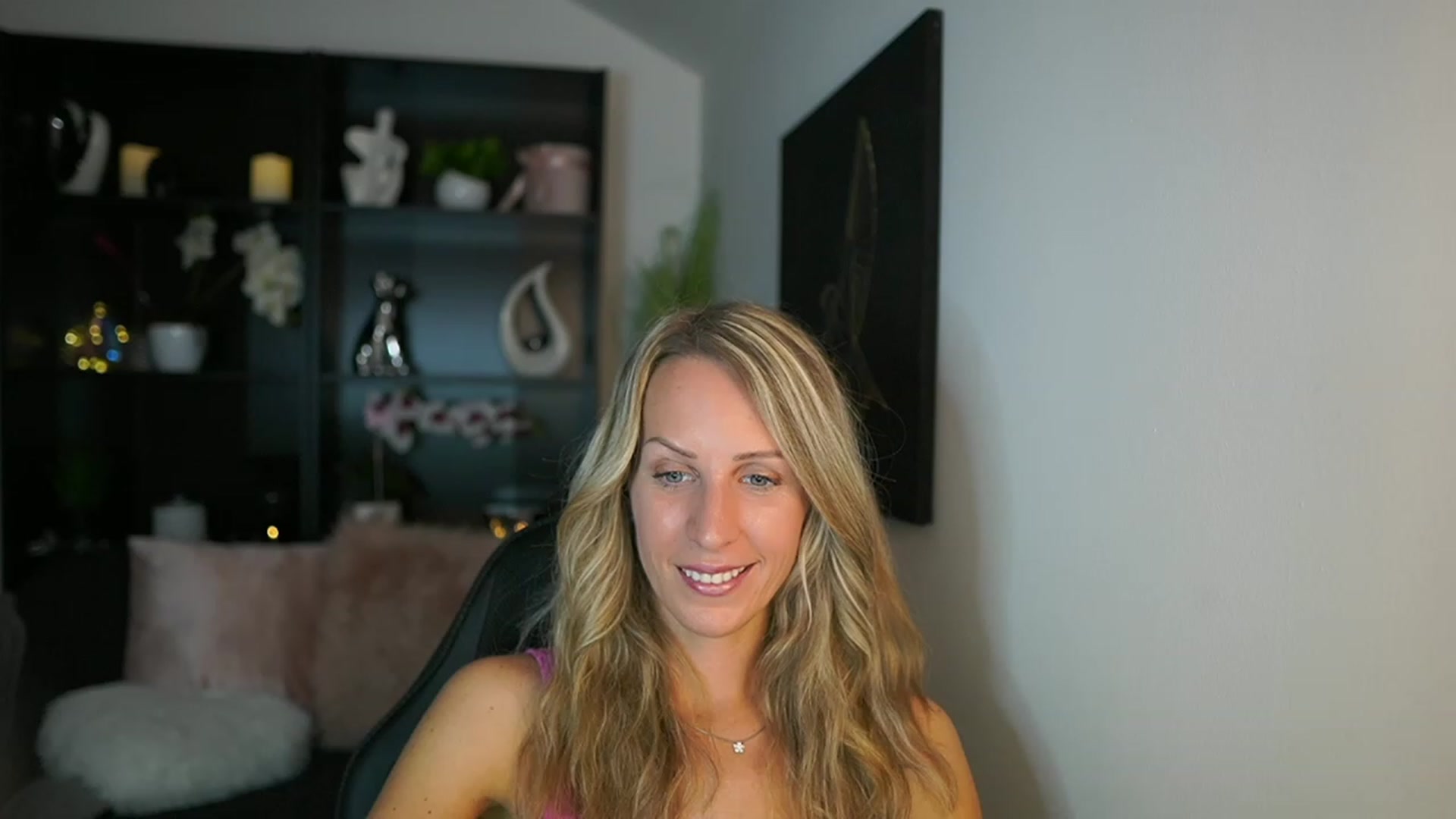 Gallery image thumbnail from Nikki__Sexx__'s myfreecams stream on, 08/29/2023, 18:32 image 20 of 20