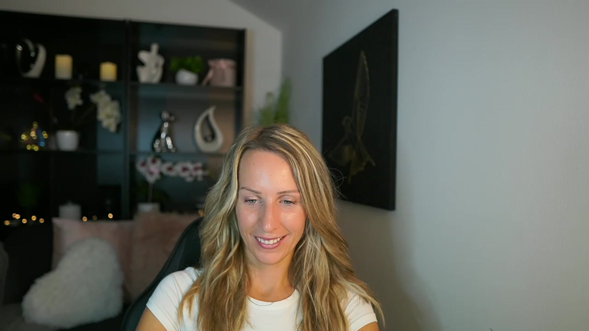 Gallery image thumbnail from Nikki__Sexx__'s myfreecams stream on, 08/31/2023, 22:21 image 1 of 20
