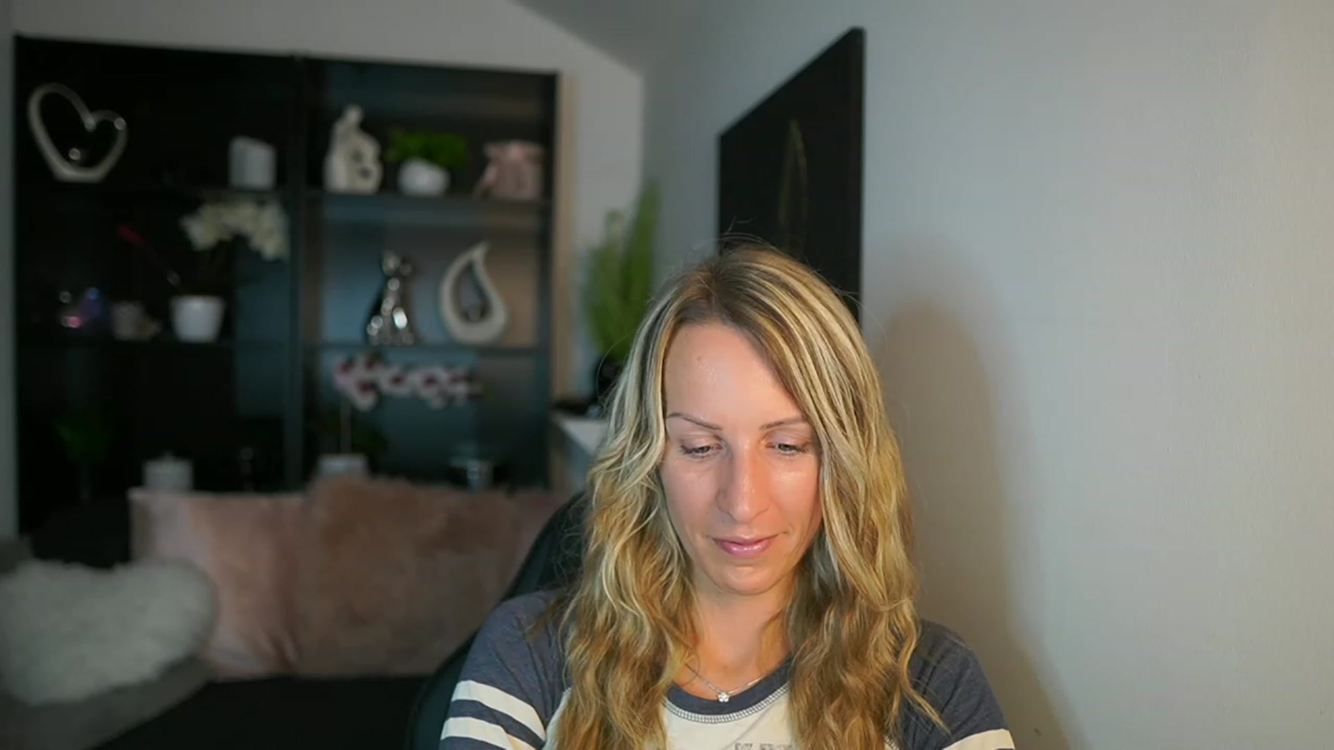 Gallery image thumbnail from Nikki__Sexx__'s myfreecams stream on, 09/07/2023, 18:57 image 15 of 20