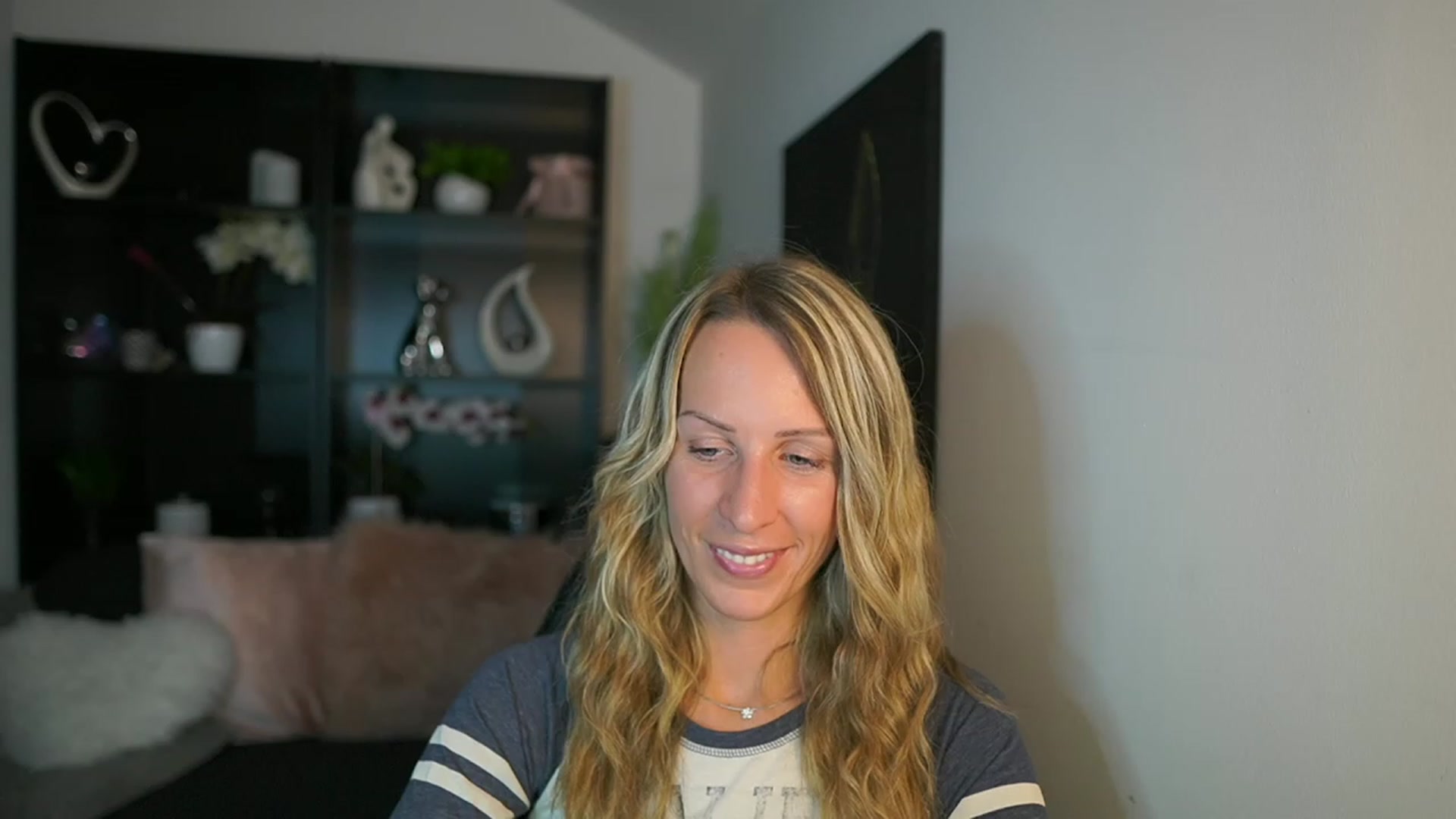 Gallery image thumbnail from Nikki__Sexx__'s myfreecams stream on, 09/07/2023, 18:57 image 8 of 20