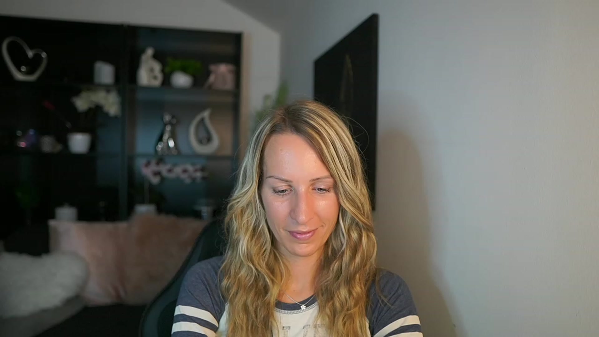 Gallery image thumbnail from Nikki__Sexx__'s myfreecams stream on, 09/07/2023, 20:02 image 10 of 20