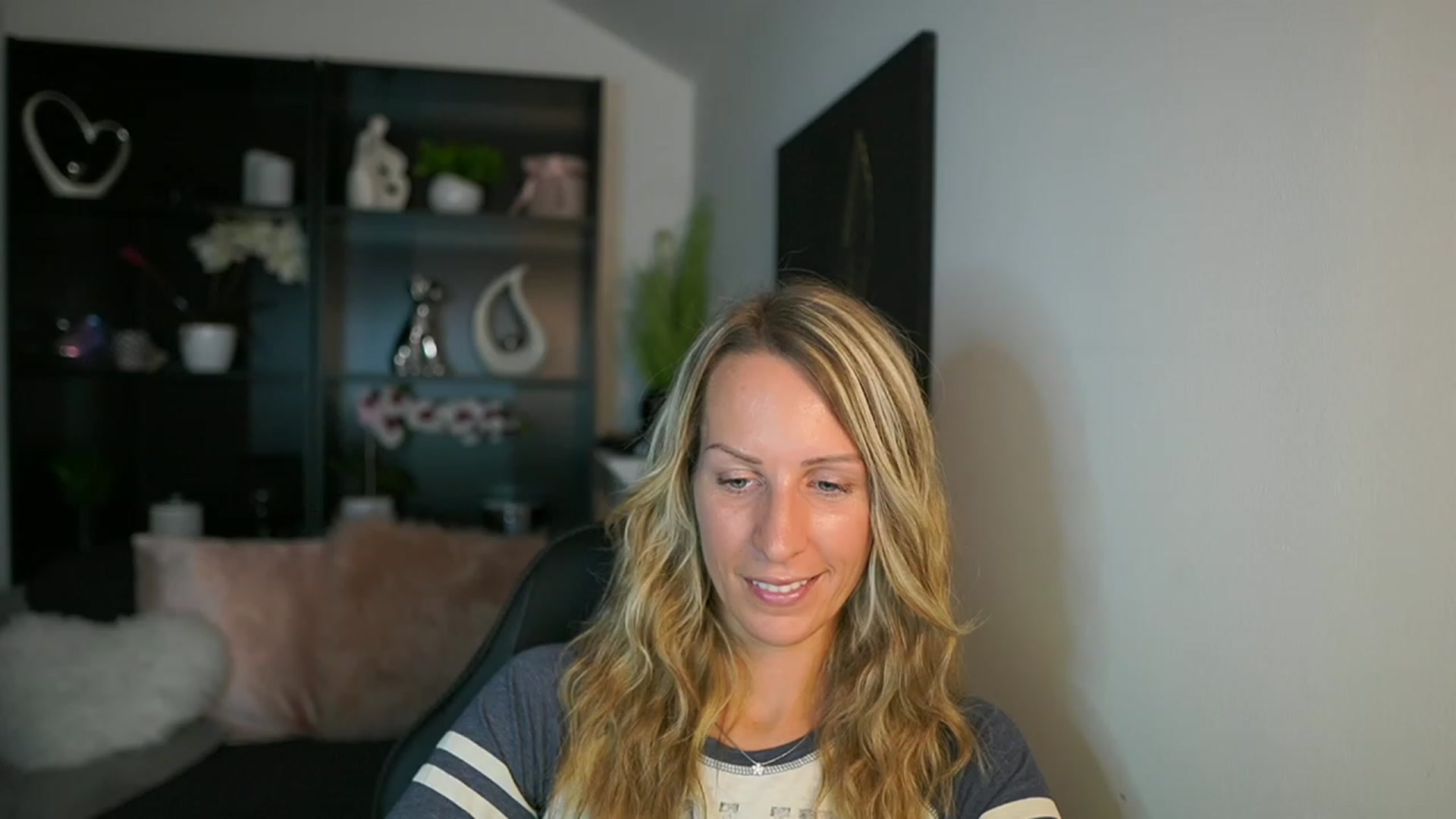 Gallery image thumbnail from Nikki__Sexx__'s myfreecams stream on, 09/07/2023, 20:02 image 3 of 20