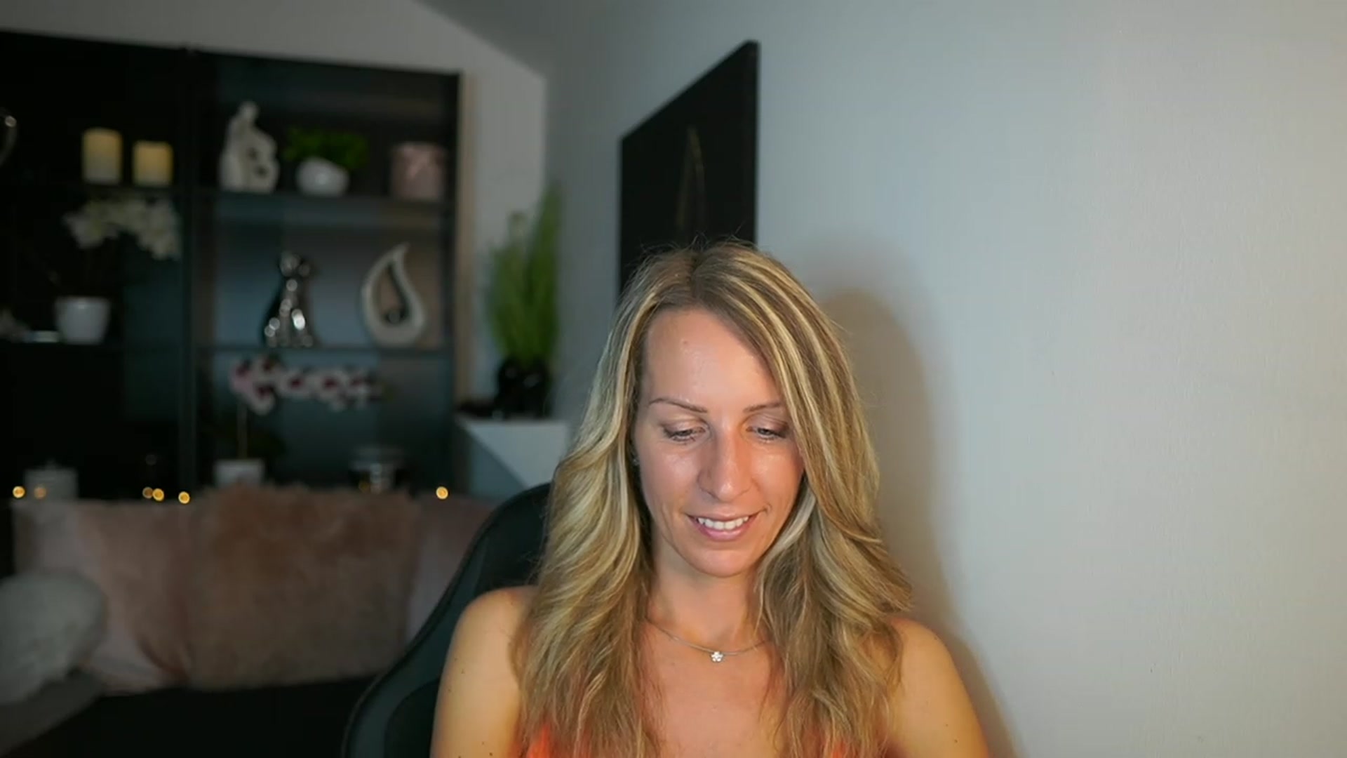 Gallery image thumbnail from Nikki__Sexx__'s myfreecams stream on, 09/11/2023, 19:17 image 19 of 20