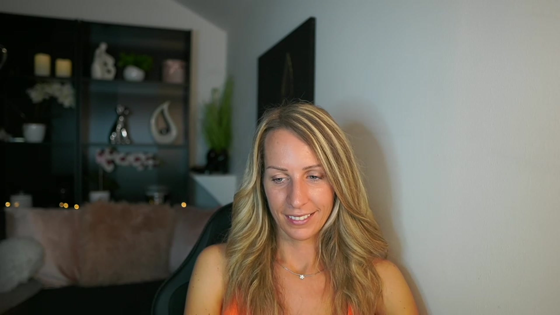 Gallery image thumbnail from Nikki__Sexx__'s myfreecams stream on, 09/11/2023, 19:17 image 18 of 20