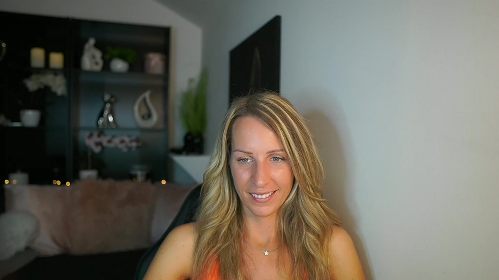 Gallery image thumbnail from Nikki__Sexx__'s myfreecams stream on, 09/11/2023, 20:33 image 8 of 20