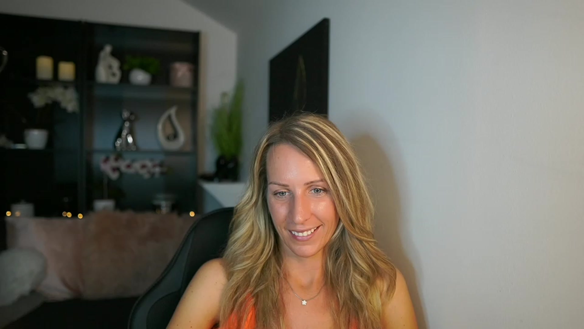 Gallery image thumbnail from Nikki__Sexx__'s myfreecams stream on, 09/11/2023, 20:33 image 6 of 20