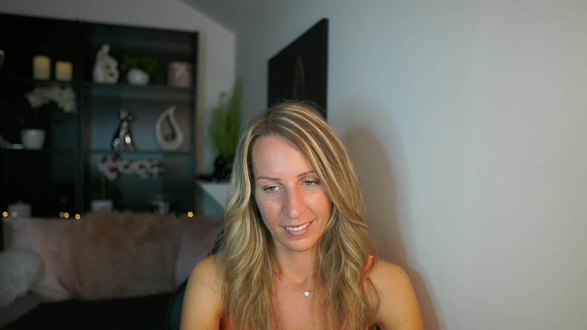 Gallery image thumbnail from Nikki__Sexx__'s myfreecams stream on, 09/11/2023, 20:33 image 15 of 20
