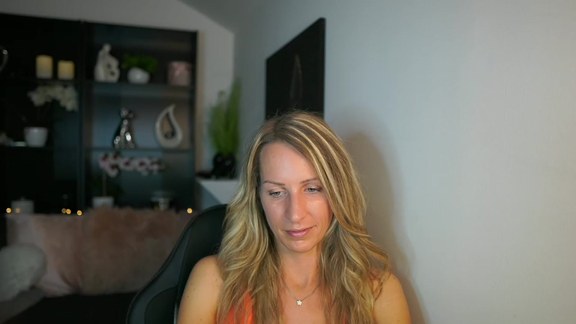 Gallery image thumbnail from Nikki__Sexx__'s myfreecams stream on, 09/11/2023, 20:33 image 5 of 20