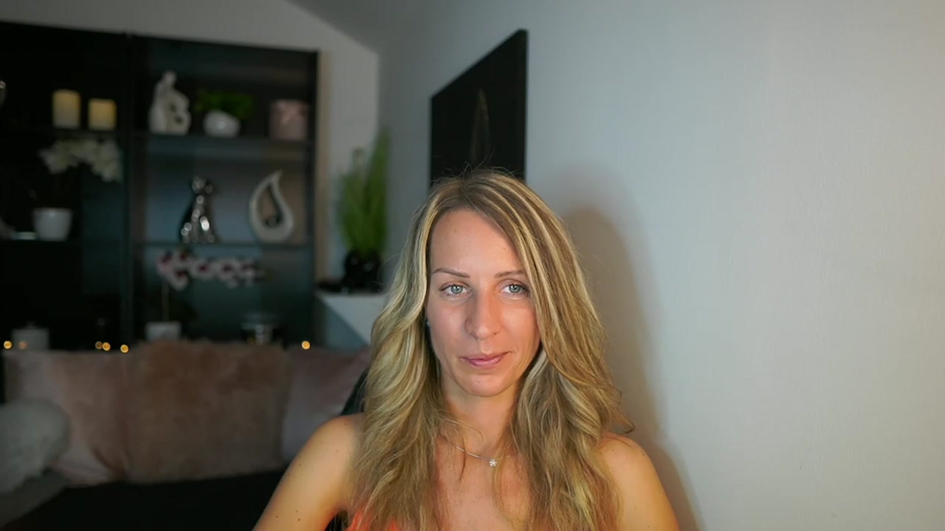 Gallery image thumbnail from Nikki__Sexx__'s myfreecams stream on, 09/11/2023, 21:16 image 11 of 20