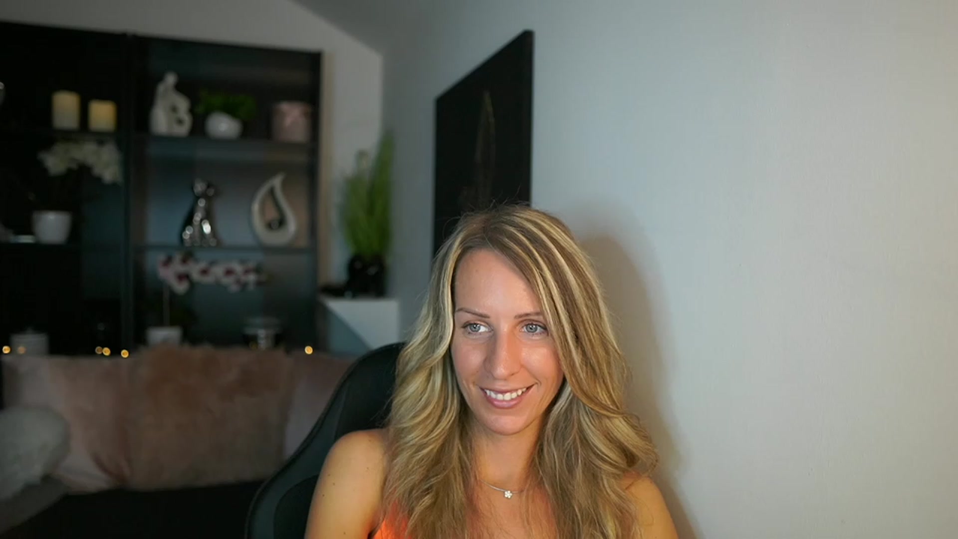 Gallery image thumbnail from Nikki__Sexx__'s myfreecams stream on, 09/11/2023, 21:16 image 20 of 20