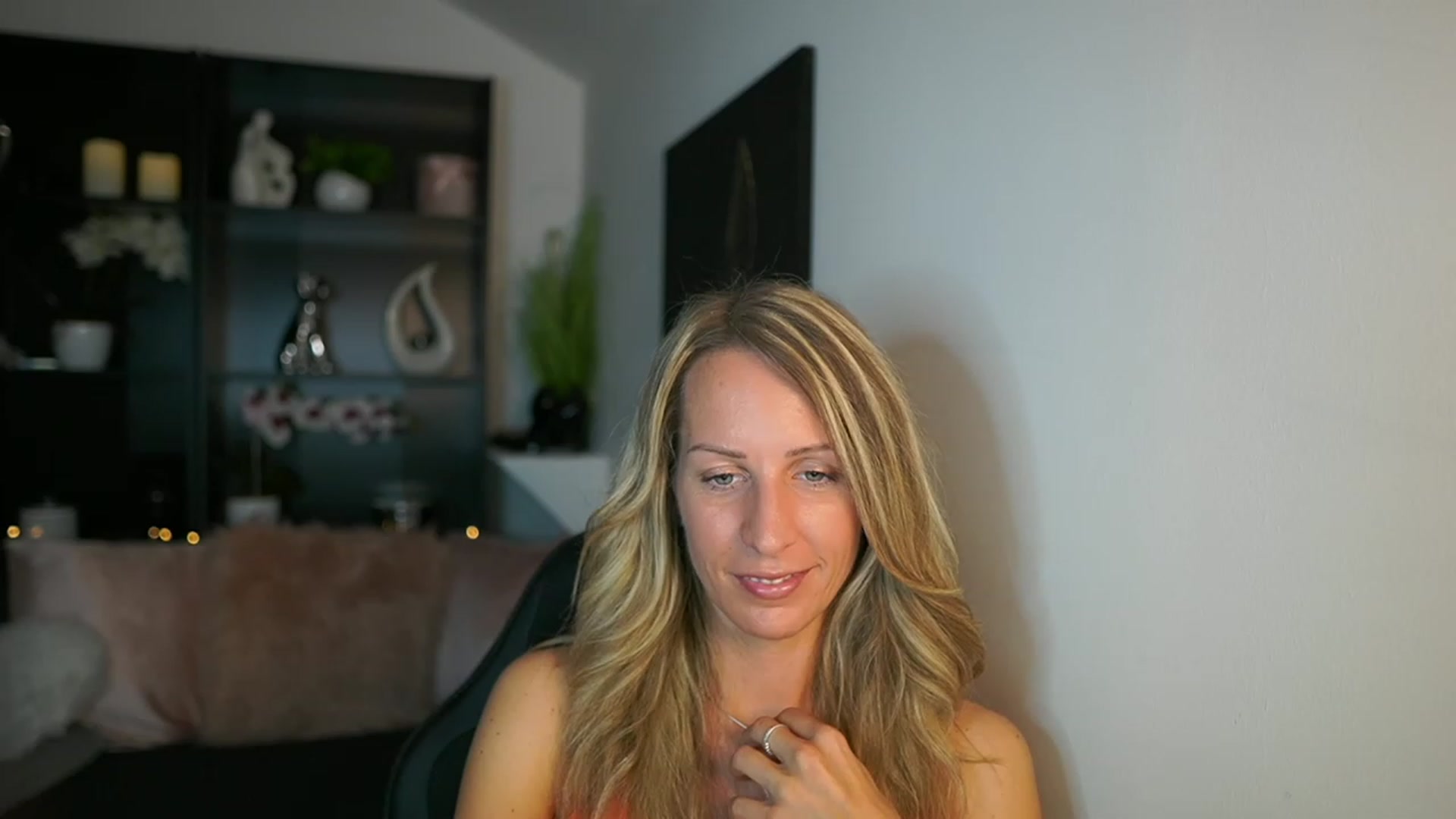 Gallery image thumbnail from Nikki__Sexx__'s myfreecams stream on, 09/11/2023, 21:16 image 1 of 20
