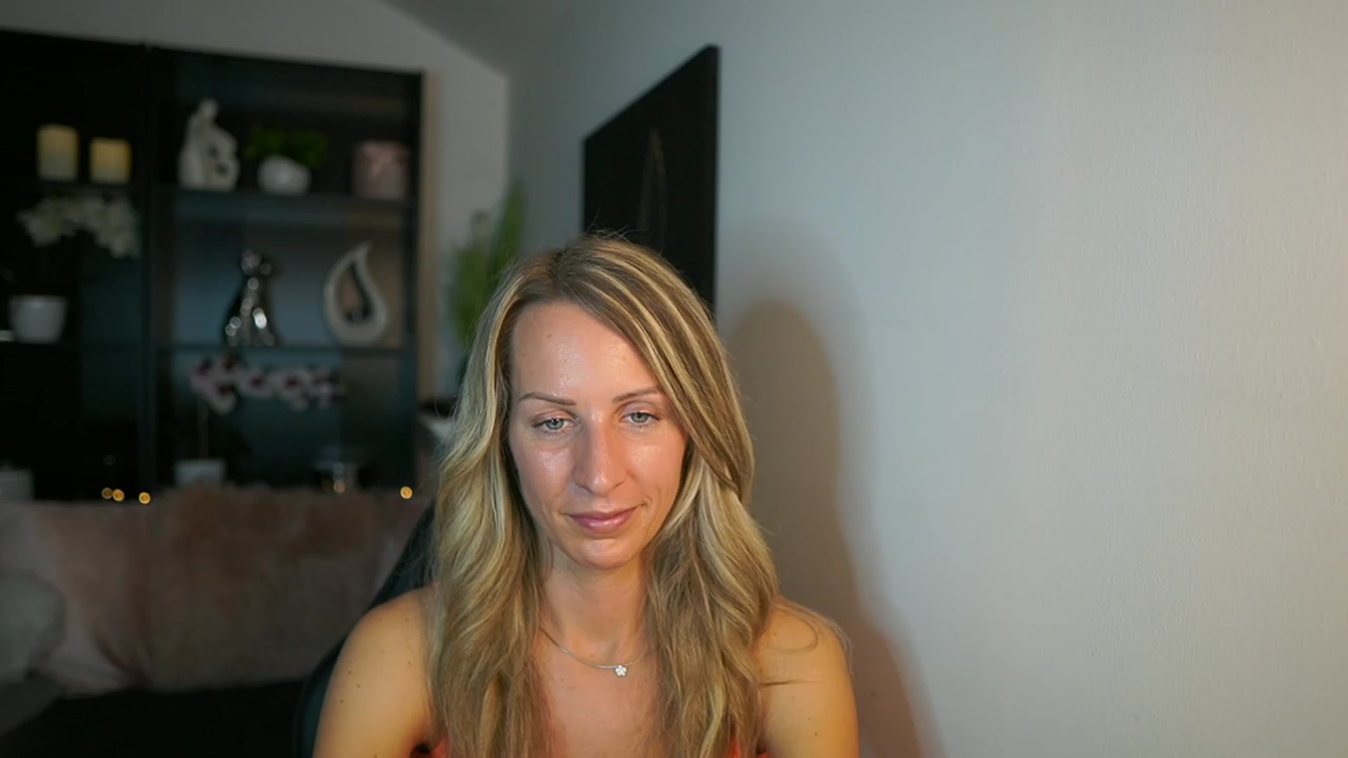 Gallery image thumbnail from Nikki__Sexx__'s myfreecams stream on, 09/11/2023, 23:01 image 17 of 20