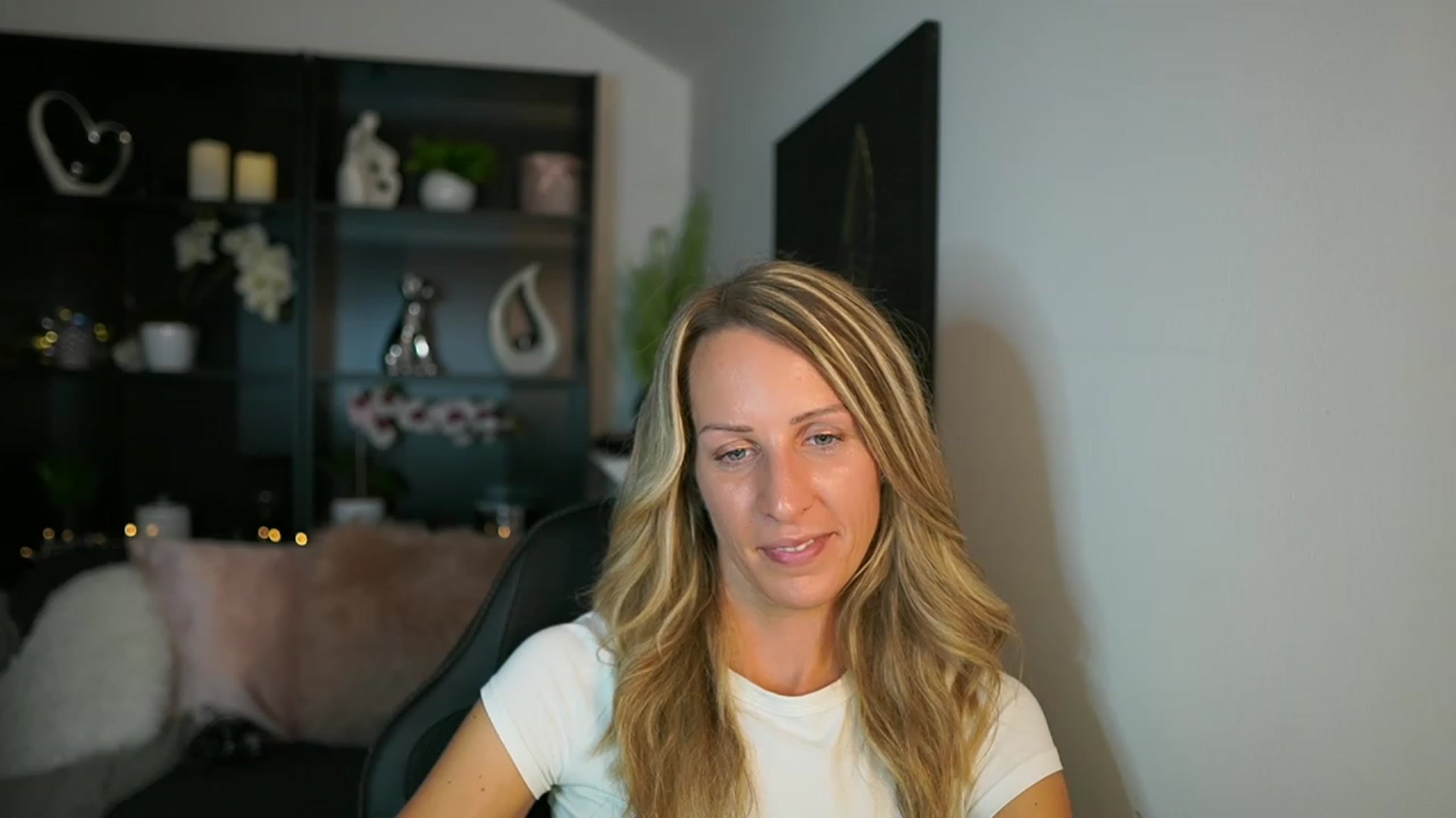 Gallery image thumbnail from Nikki__Sexx__'s myfreecams stream on, 09/12/2023, 20:18 image 14 of 20