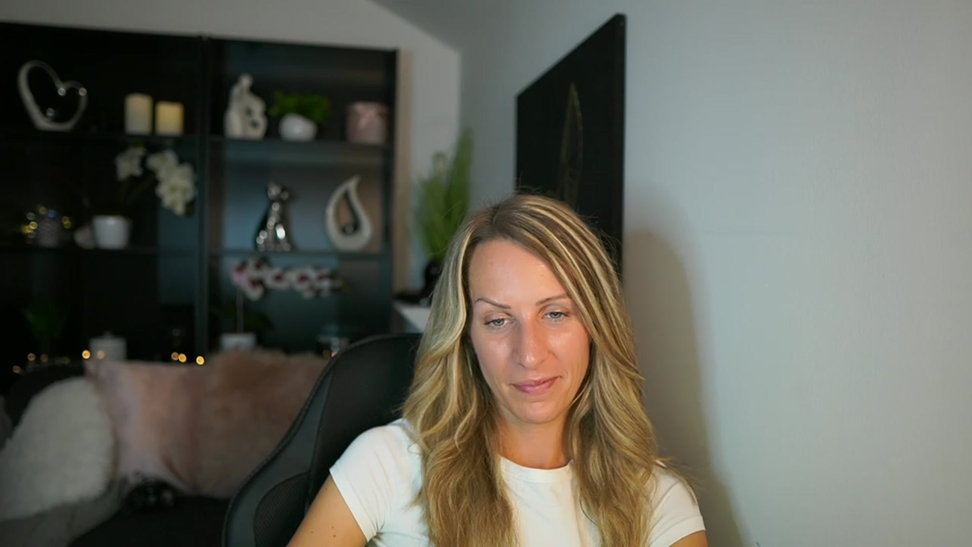 Gallery image thumbnail from Nikki__Sexx__'s myfreecams stream on, 09/12/2023, 20:18 image 18 of 20