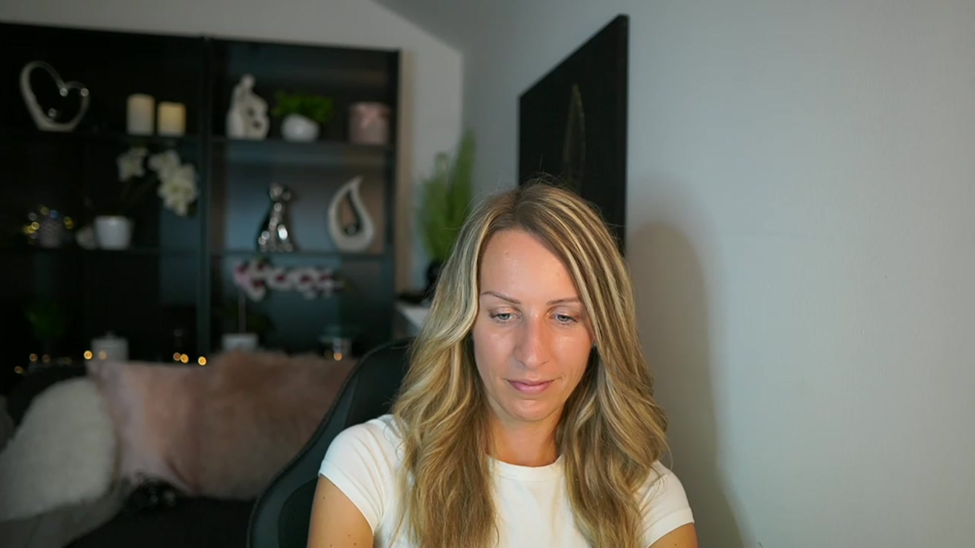 Gallery image thumbnail from Nikki__Sexx__'s myfreecams stream on, 09/12/2023, 21:20 image 20 of 20