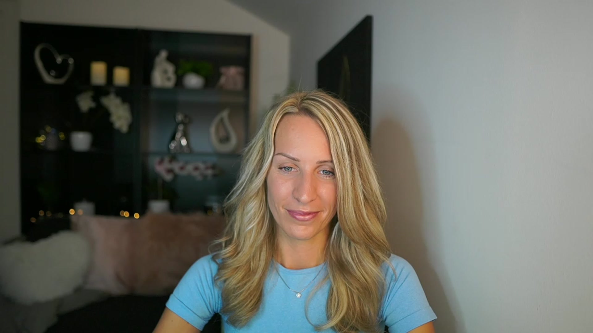 Gallery image thumbnail from Nikki__Sexx__'s myfreecams stream on, 09/14/2023, 19:56 image 12 of 20