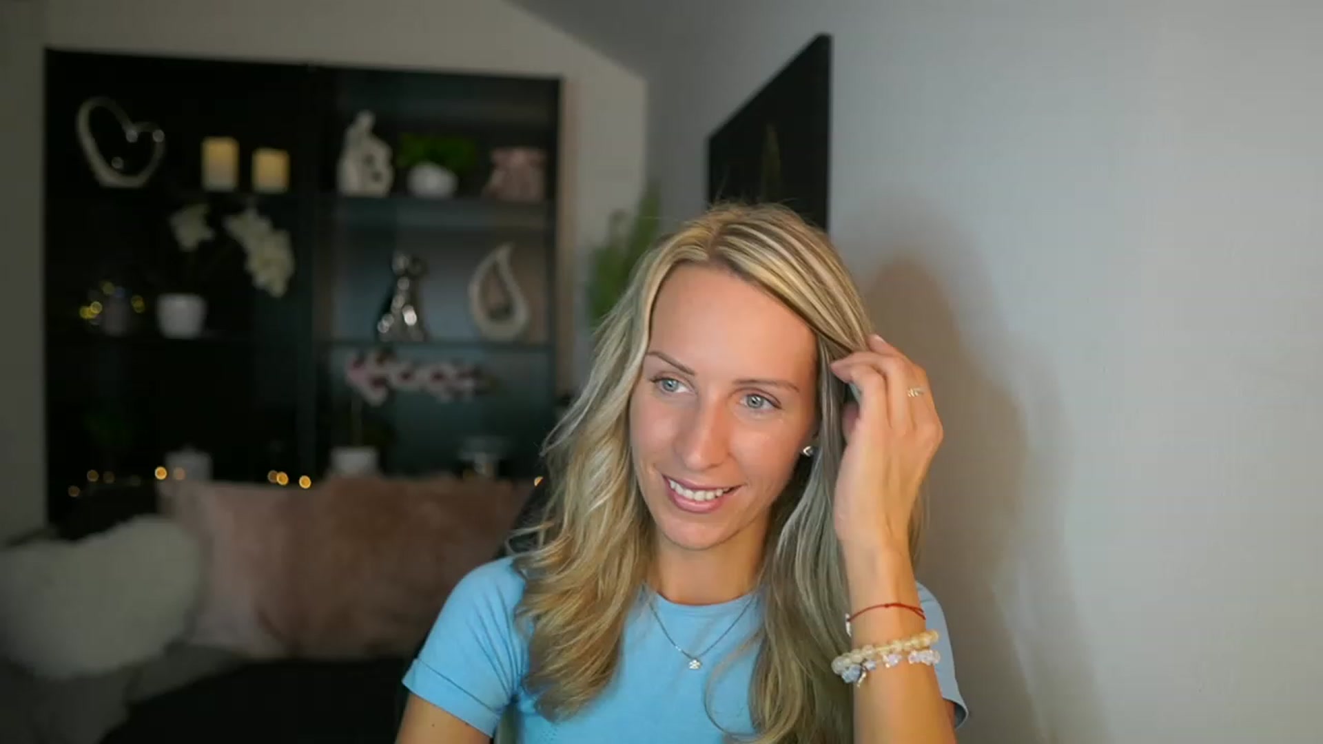 Gallery image thumbnail from Nikki__Sexx__'s myfreecams stream on, 09/14/2023, 19:56 image 13 of 20