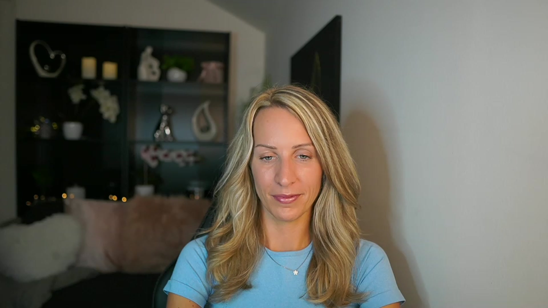 Gallery image thumbnail from Nikki__Sexx__'s myfreecams stream on, 09/14/2023, 22:49 image 5 of 20