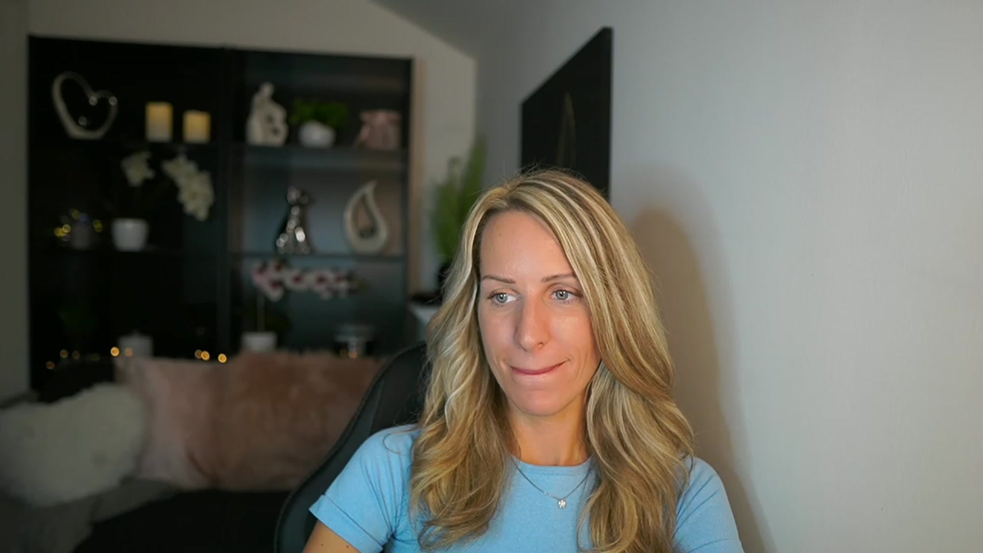 Gallery image thumbnail from Nikki__Sexx__'s myfreecams stream on, 09/14/2023, 22:49 image 2 of 20