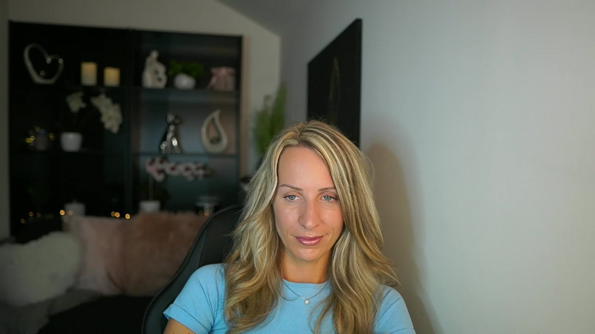 Gallery image thumbnail from Nikki__Sexx__'s myfreecams stream on, 09/14/2023, 22:49 image 19 of 20