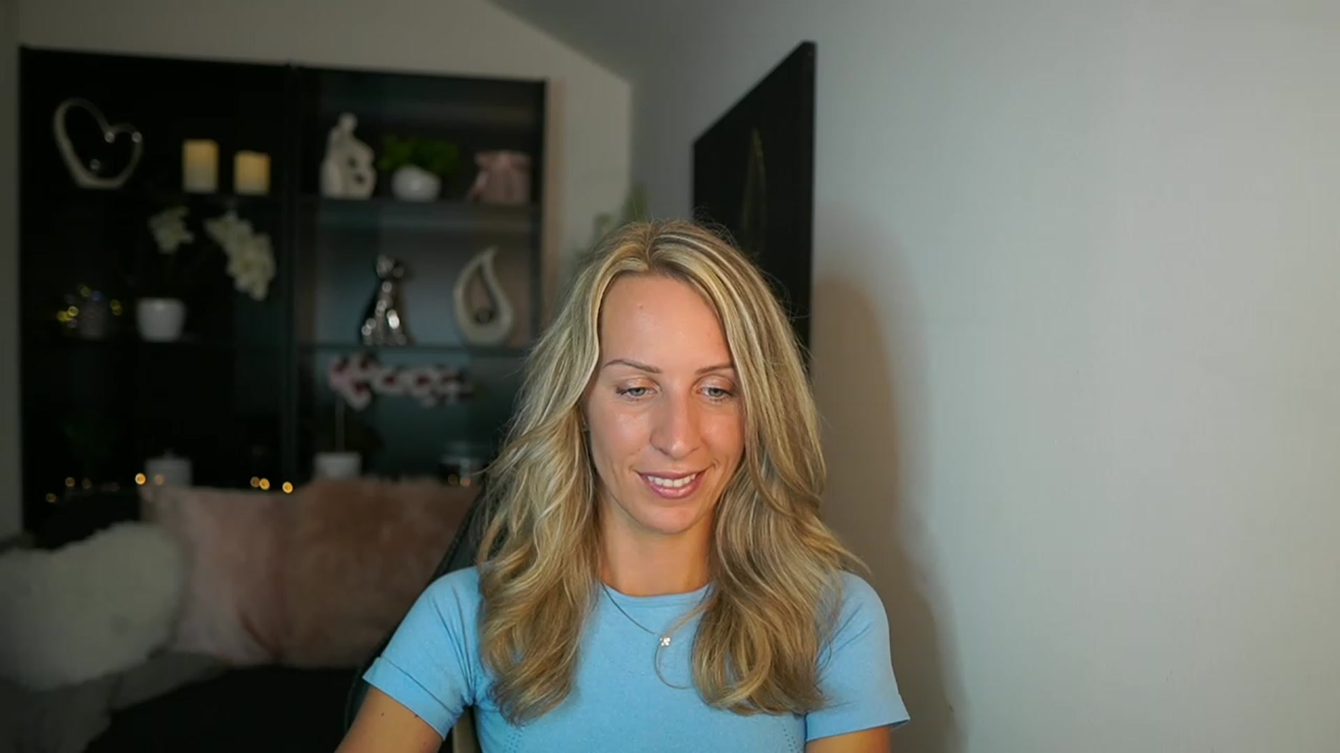 Gallery image thumbnail from Nikki__Sexx__'s myfreecams stream on, 09/14/2023, 22:49 image 17 of 20