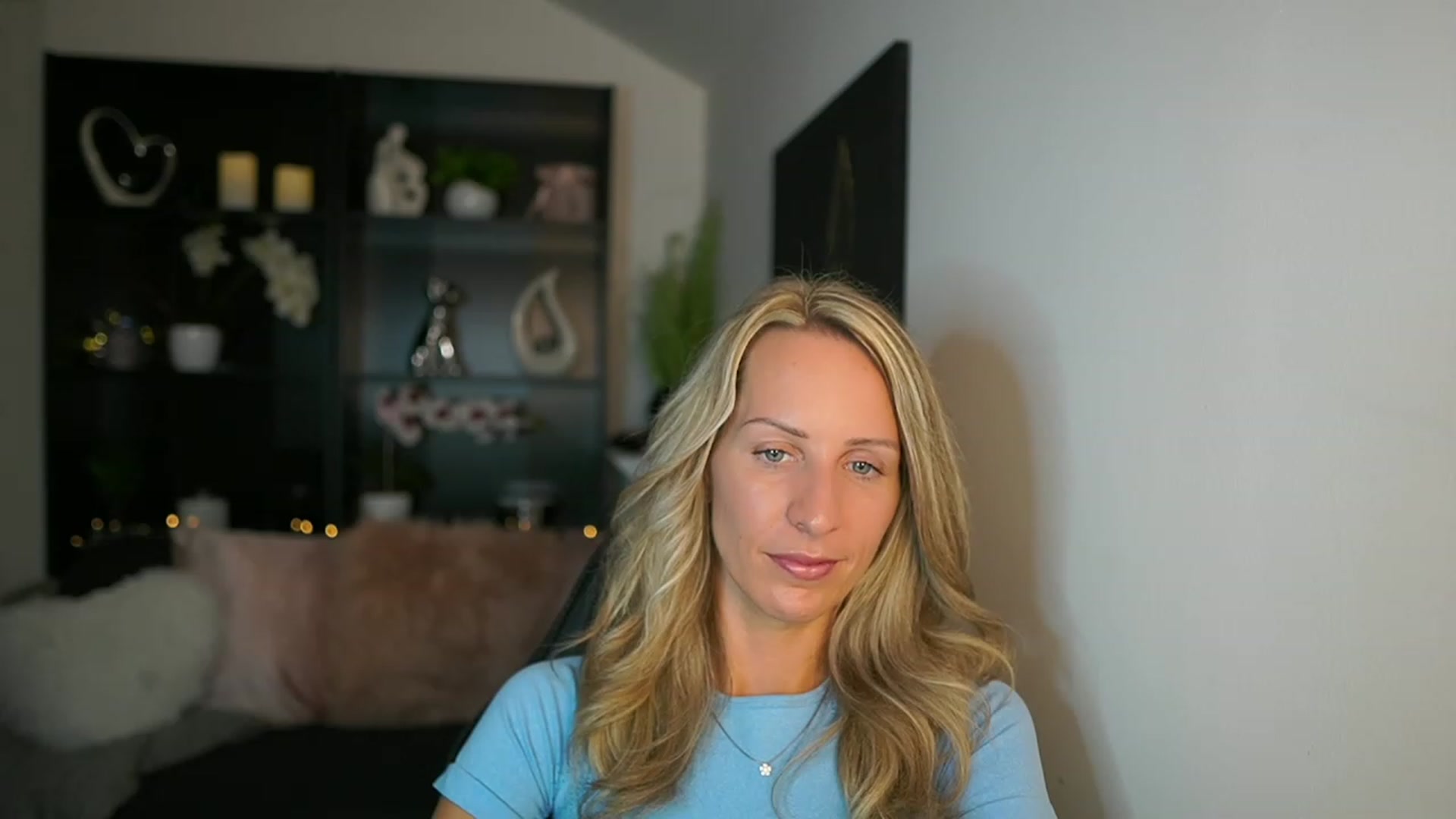 Gallery image thumbnail from Nikki__Sexx__'s myfreecams stream on, 09/14/2023, 22:49 image 3 of 20
