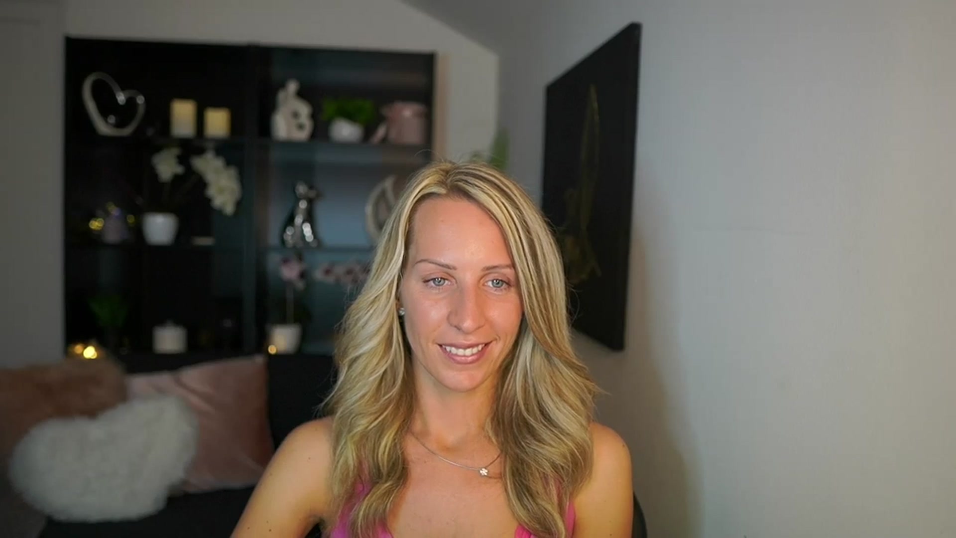 Gallery image thumbnail from Nikki__Sexx__'s myfreecams stream on, 09/18/2023, 20:08 image 9 of 20