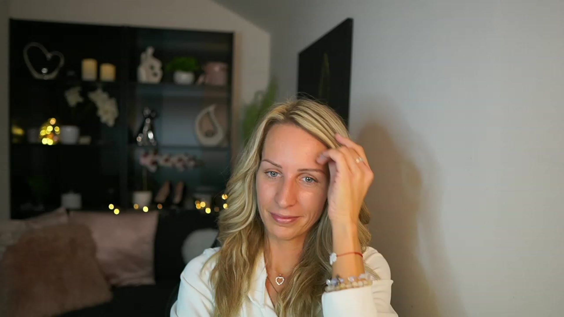 Gallery image thumbnail from Nikki__Sexx__'s myfreecams stream on, 09/28/2023, 20:39 image 3 of 20