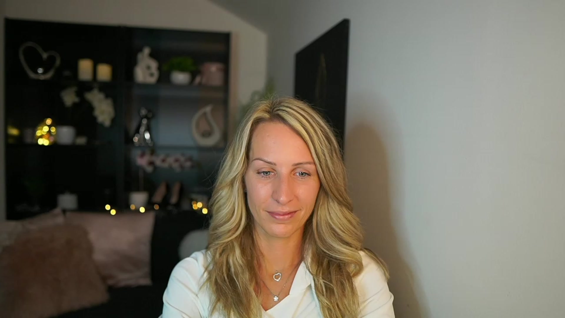 Gallery image thumbnail from Nikki__Sexx__'s myfreecams stream on, 09/28/2023, 20:39 image 10 of 20