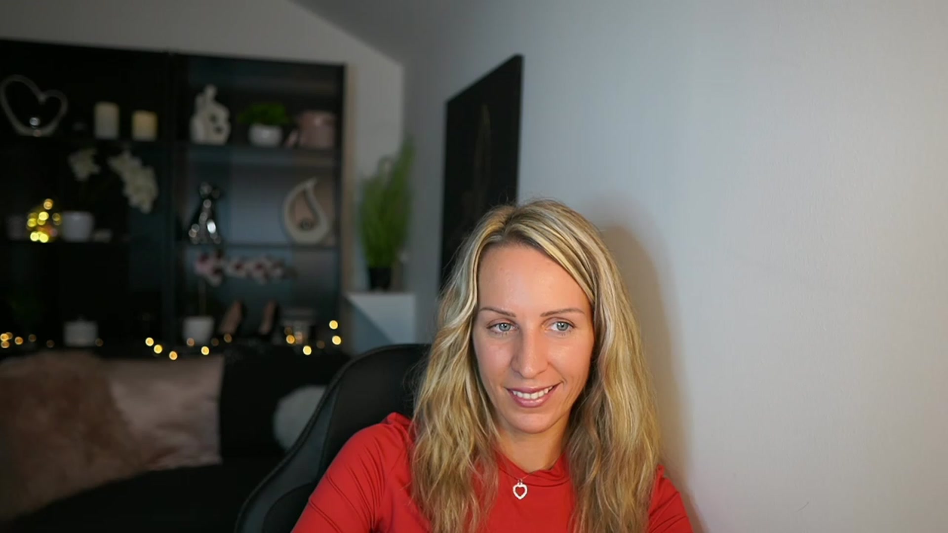 Gallery image thumbnail from Nikki__Sexx__'s myfreecams stream on, 10/02/2023, 22:27 image 19 of 20
