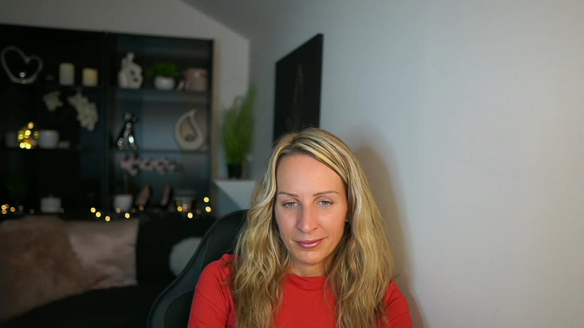 Gallery image thumbnail from Nikki__Sexx__'s myfreecams stream on, 10/02/2023, 23:02 image 9 of 20