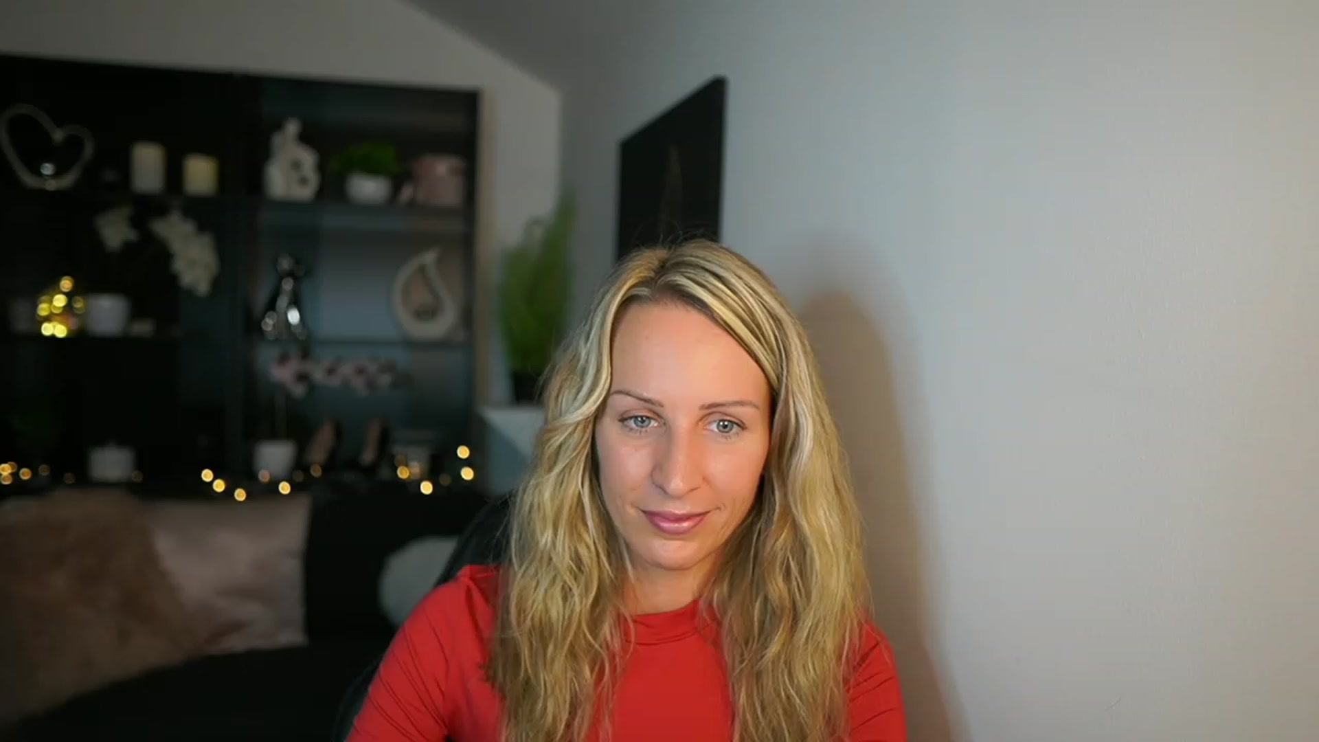 Gallery image thumbnail from Nikki__Sexx__'s myfreecams stream on, 10/02/2023, 23:02 image 19 of 20