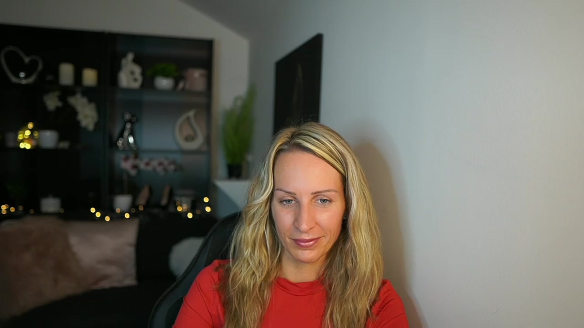 Gallery image thumbnail from Nikki__Sexx__'s myfreecams stream on, 10/02/2023, 23:02 image 3 of 20