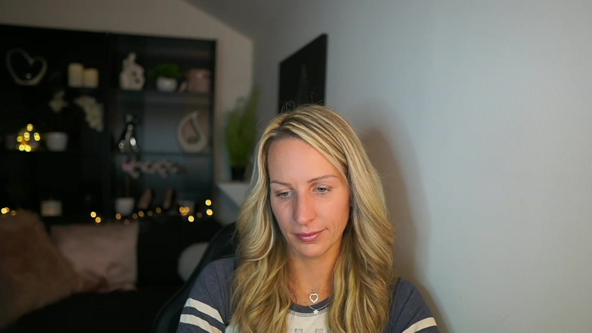 Gallery image thumbnail from Nikki__Sexx__'s myfreecams stream on, 10/05/2023, 18:51 image 3 of 20