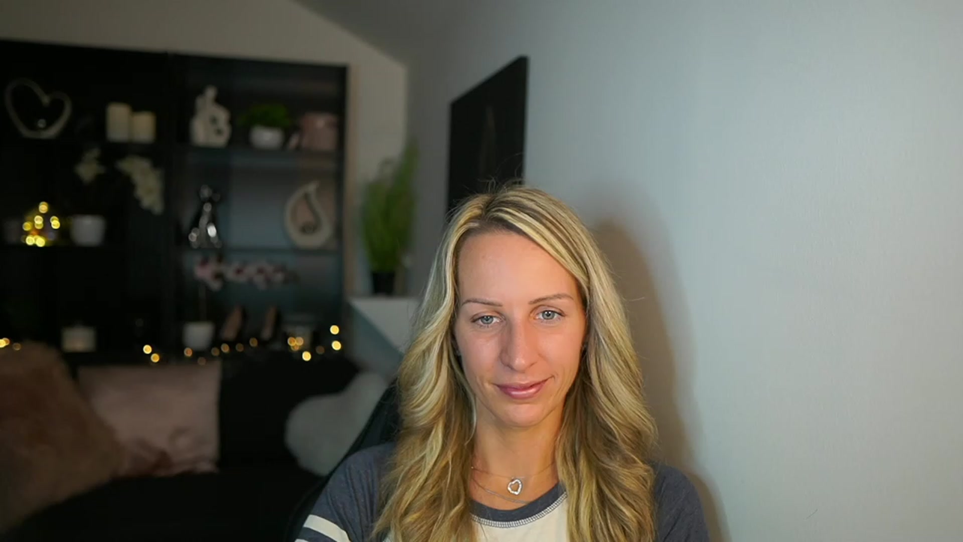 Gallery image thumbnail from Nikki__Sexx__'s myfreecams stream on, 10/05/2023, 18:51 image 19 of 20