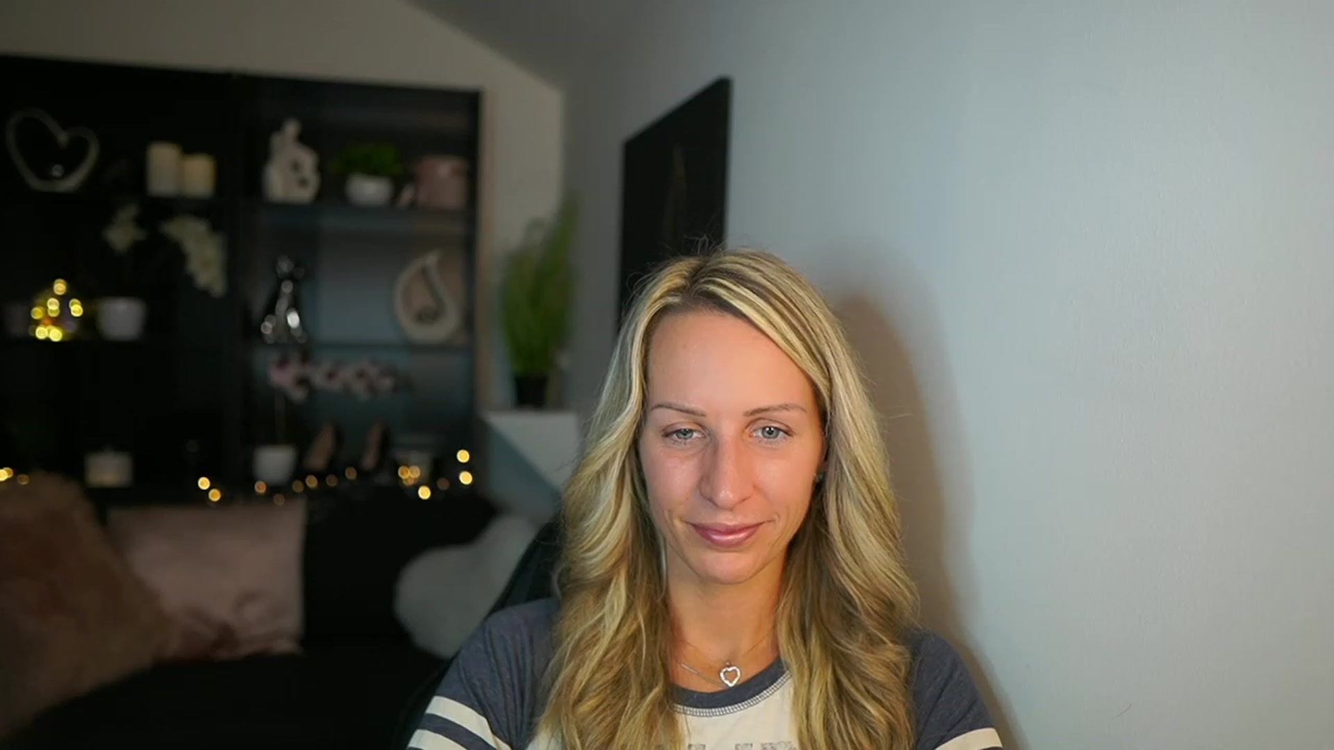 Gallery image thumbnail from Nikki__Sexx__'s myfreecams stream on, 10/05/2023, 18:51 image 18 of 20