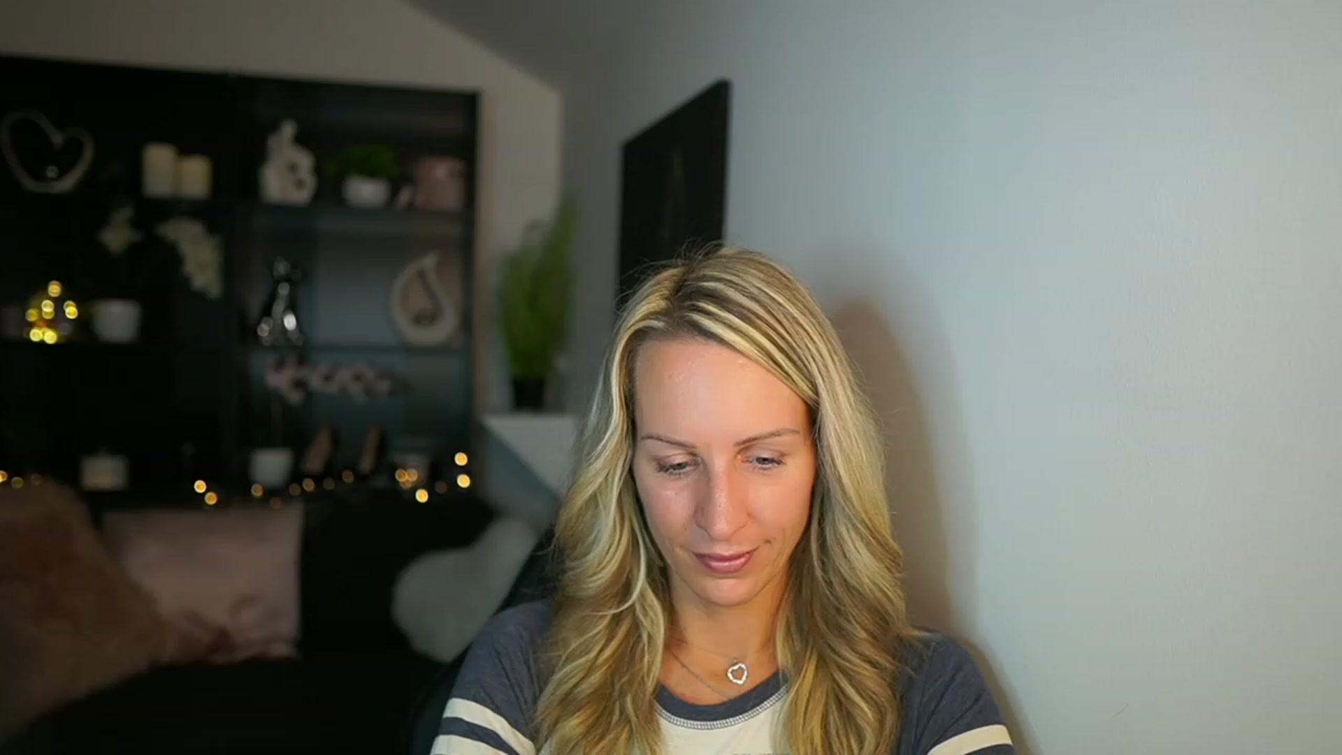 Gallery image thumbnail from Nikki__Sexx__'s myfreecams stream on, 10/05/2023, 20:47 image 4 of 20