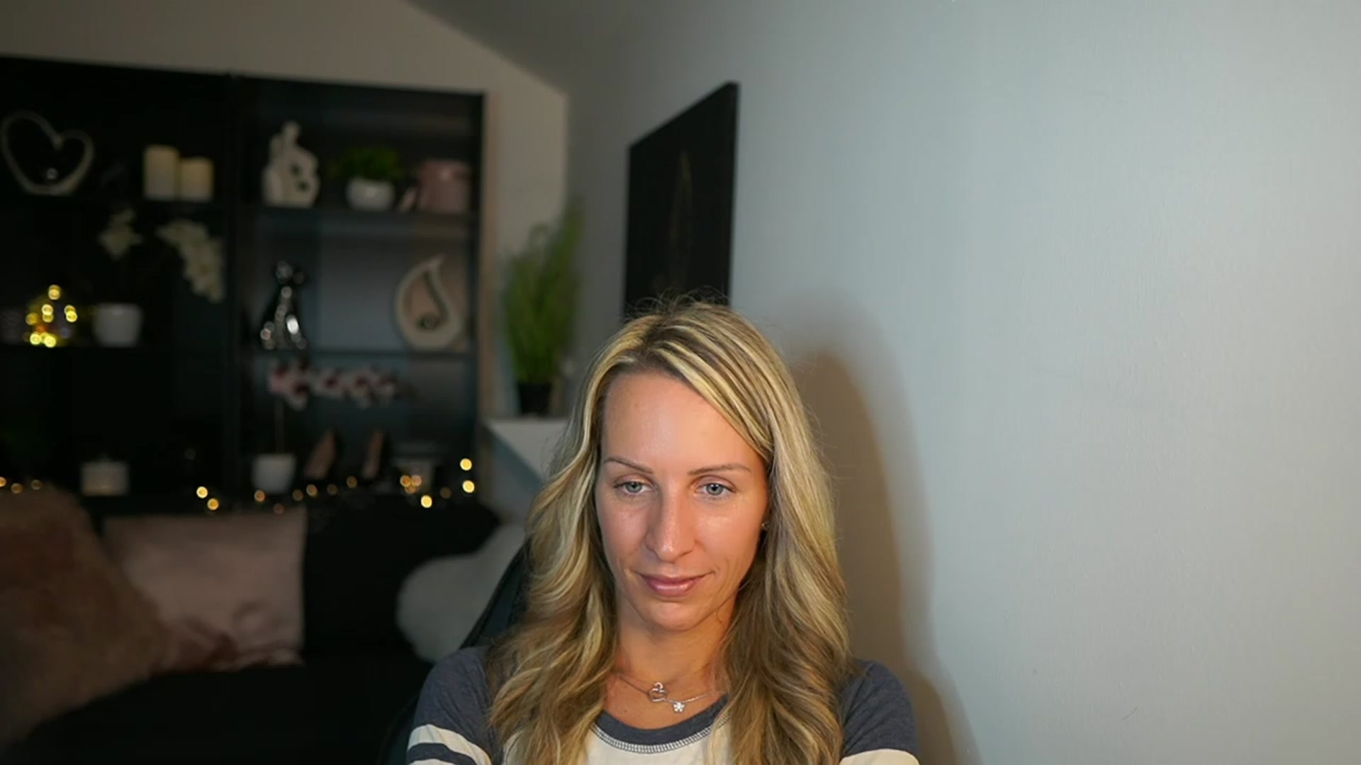 Gallery image thumbnail from Nikki__Sexx__'s myfreecams stream on, 10/05/2023, 21:02 image 4 of 20