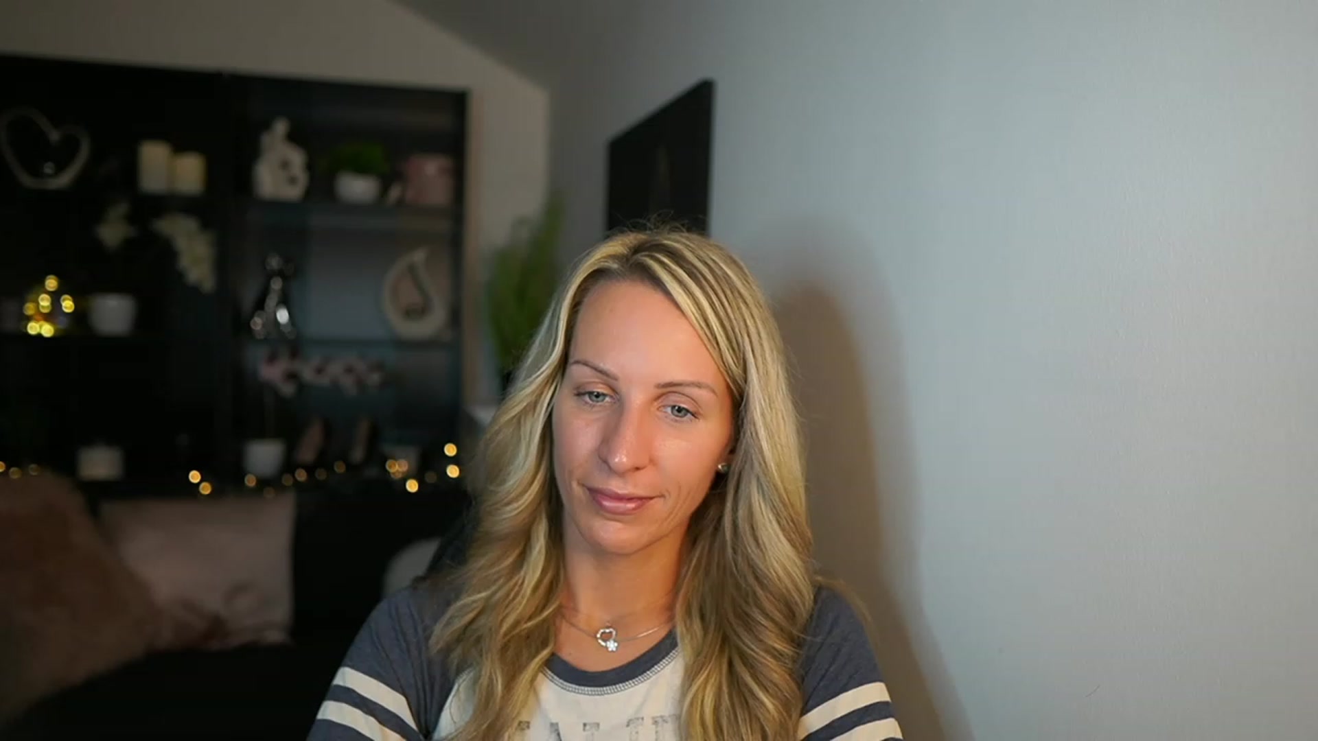 Gallery image thumbnail from Nikki__Sexx__'s myfreecams stream on, 10/05/2023, 21:02 image 17 of 20