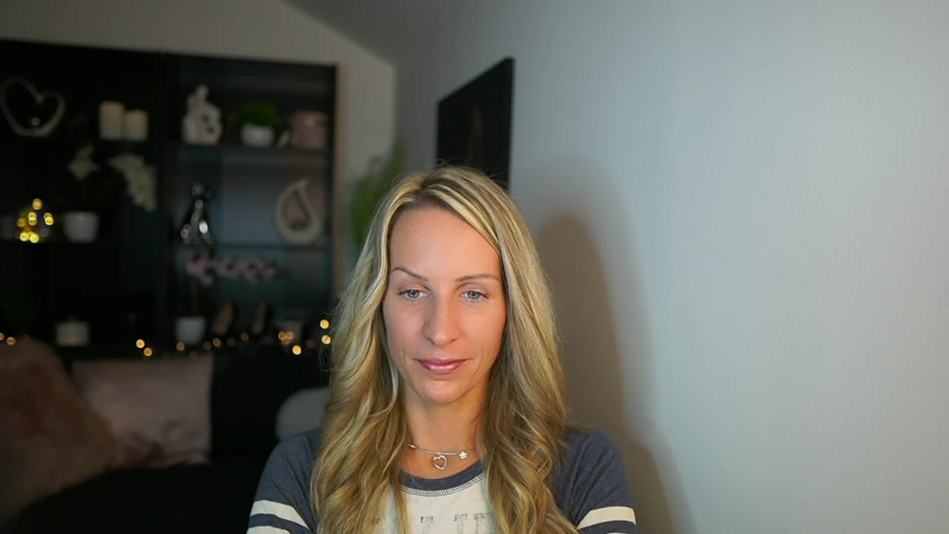 Gallery image thumbnail from Nikki__Sexx__'s myfreecams stream on, 10/05/2023, 22:19 image 2 of 20