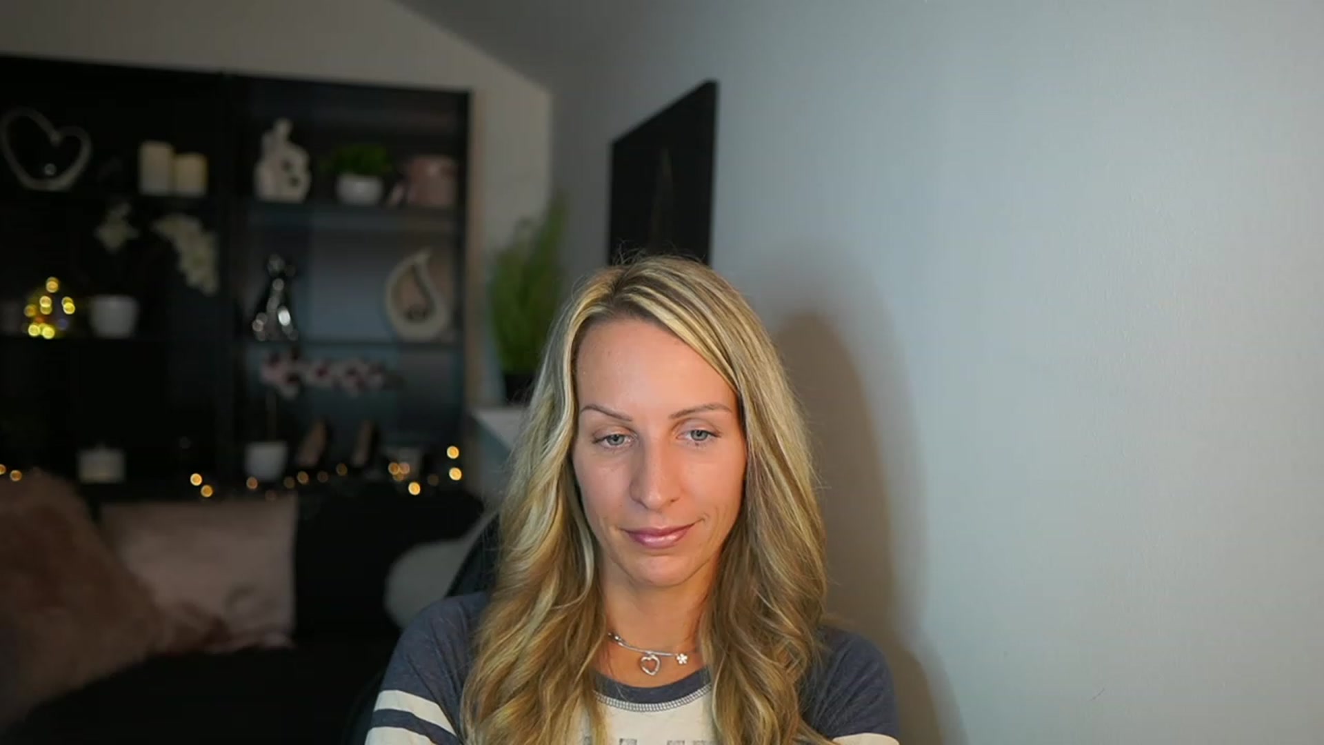 Gallery image thumbnail from Nikki__Sexx__'s myfreecams stream on, 10/05/2023, 22:19 image 3 of 20