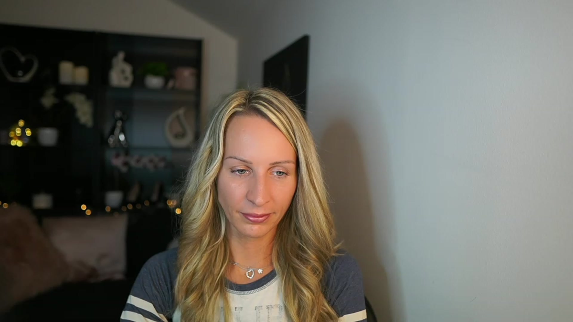 Gallery image thumbnail from Nikki__Sexx__'s myfreecams stream on, 10/05/2023, 22:19 image 4 of 20