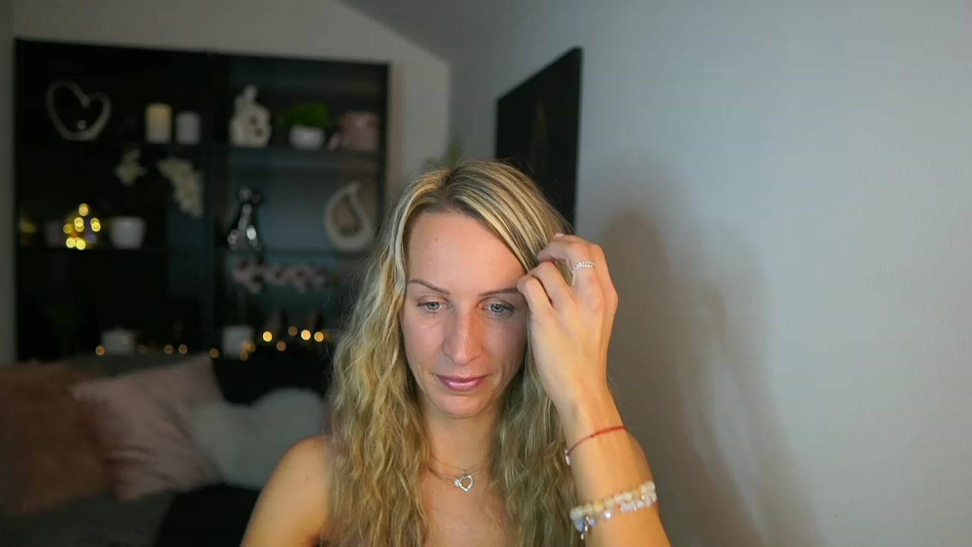 Gallery image thumbnail from Nikki__Sexx__'s myfreecams stream on, 10/09/2023, 19:07 image 9 of 20