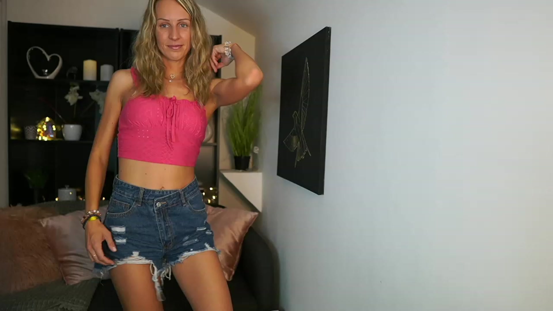 Gallery image thumbnail from Nikki__Sexx__'s myfreecams stream on, 10/09/2023, 19:07 image 5 of 20