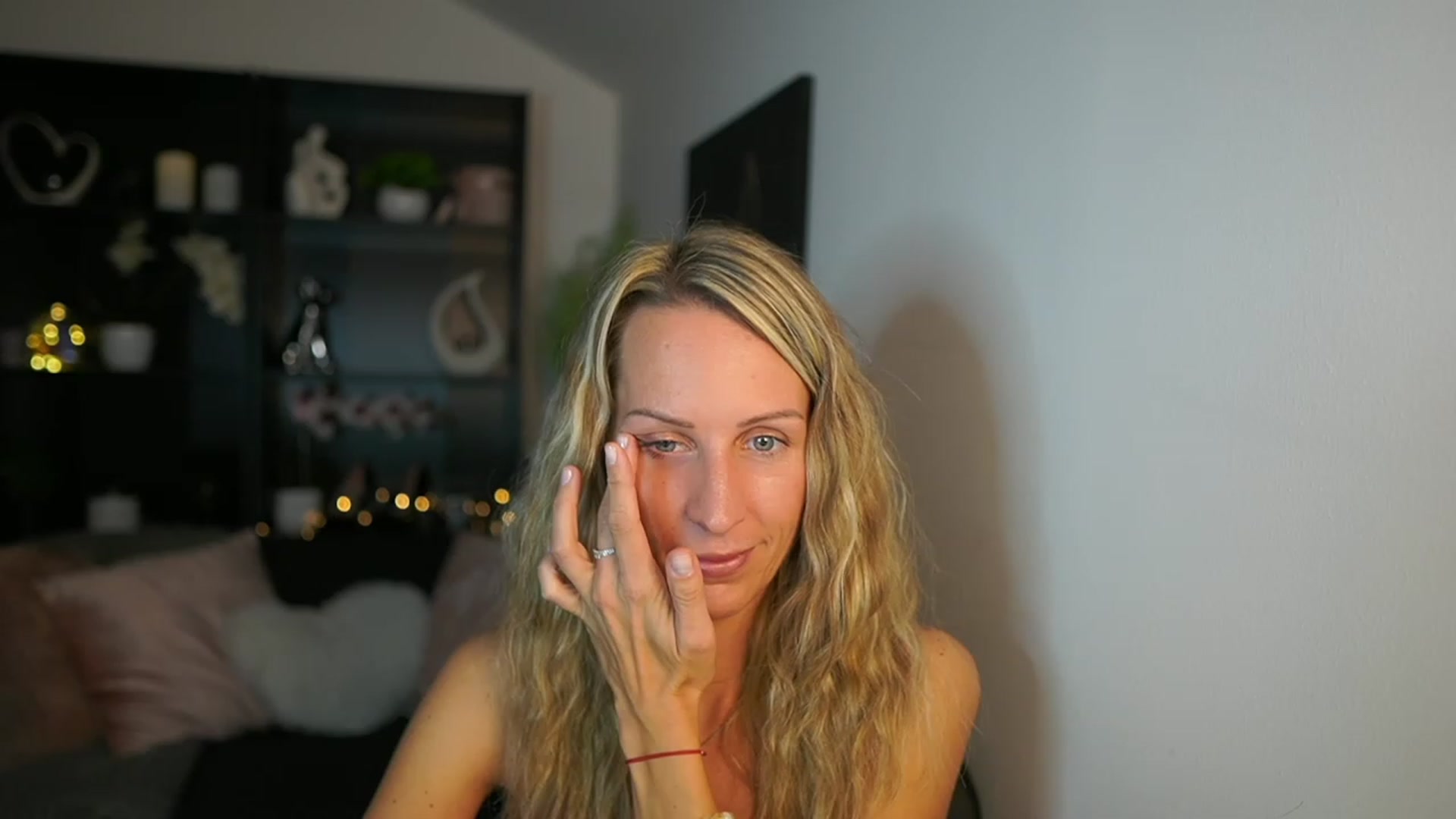 Gallery image thumbnail from Nikki__Sexx__'s myfreecams stream on, 10/09/2023, 20:23 image 13 of 20