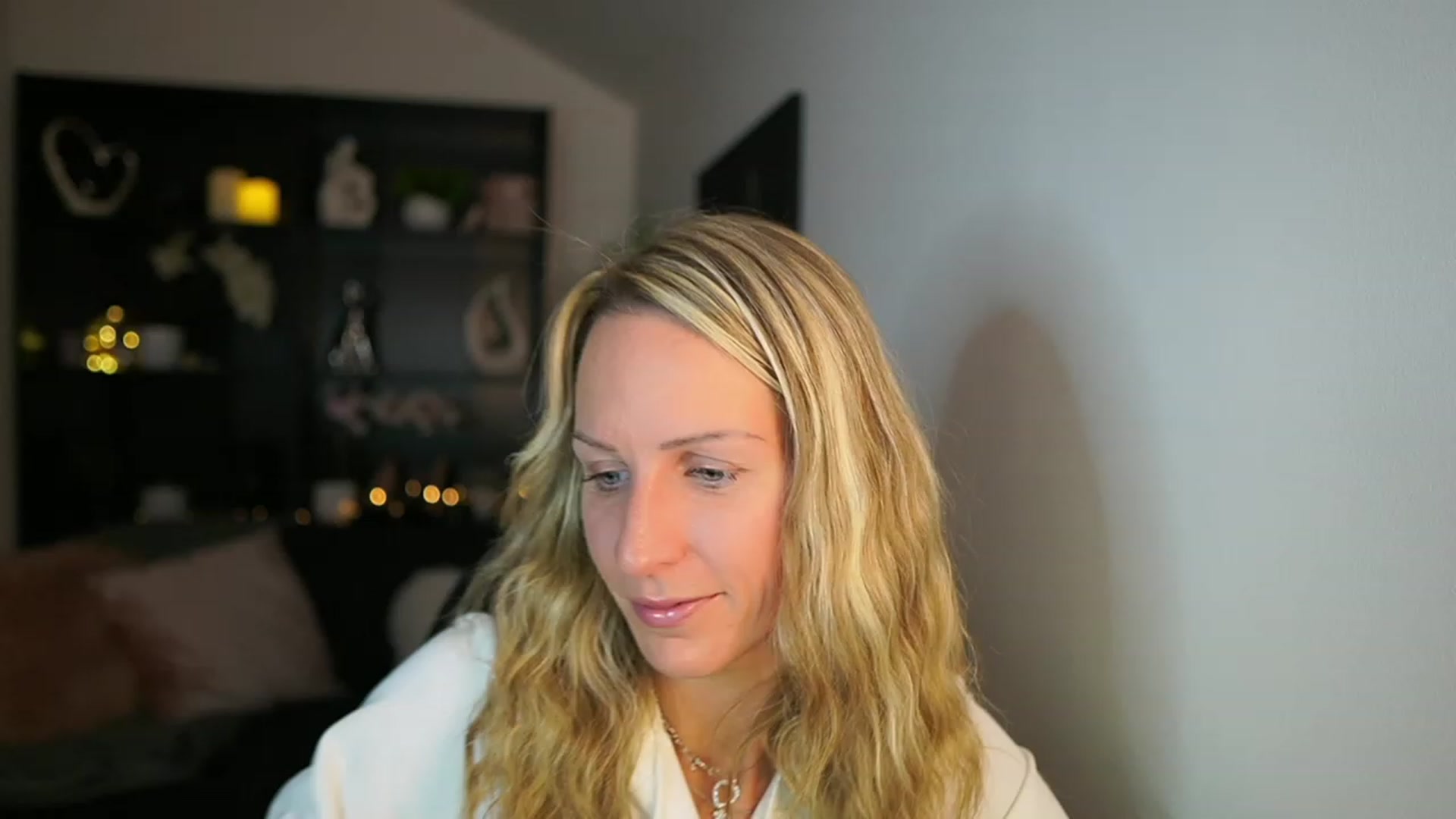 Gallery image thumbnail from Nikki__Sexx__'s myfreecams stream on, 10/16/2023, 18:44 image 2 of 20