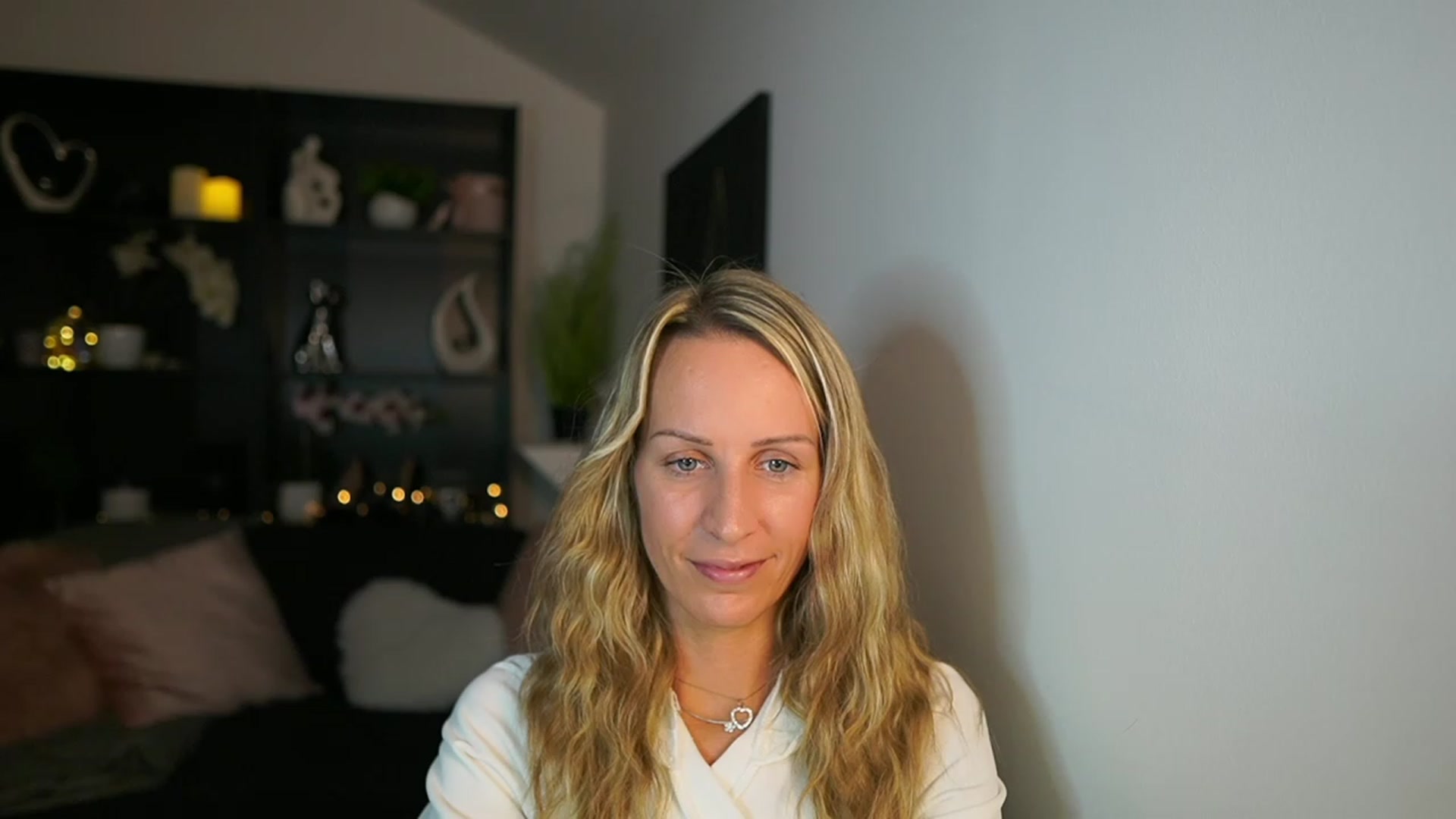 Gallery image thumbnail from Nikki__Sexx__'s myfreecams stream on, 10/16/2023, 22:27 image 2 of 20